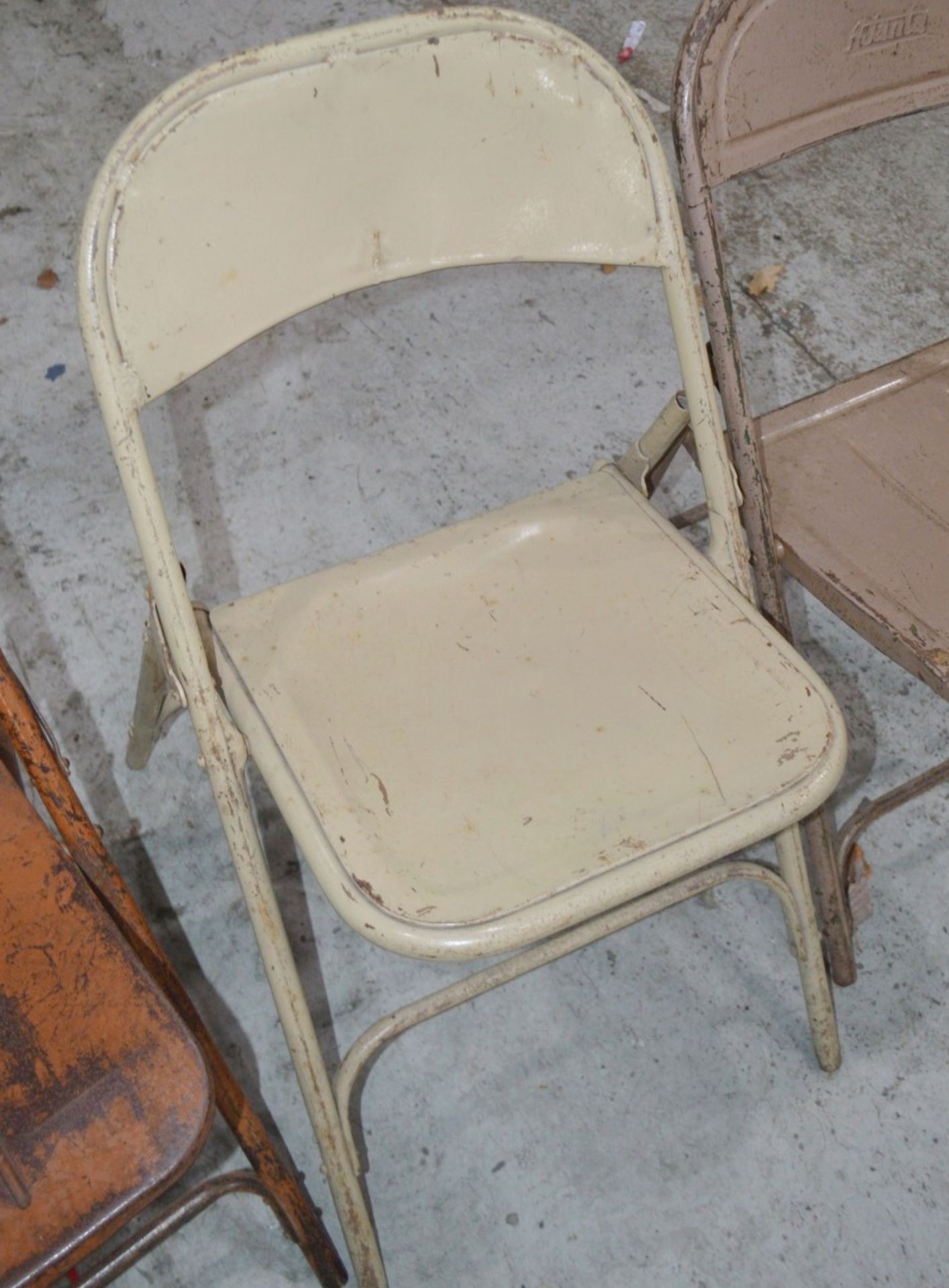 5 x Assorted Rustic Folding Metal Chairs - Dimensions (approx): H78 x W44 x D49cm, Seat 42cm - Image 3 of 6