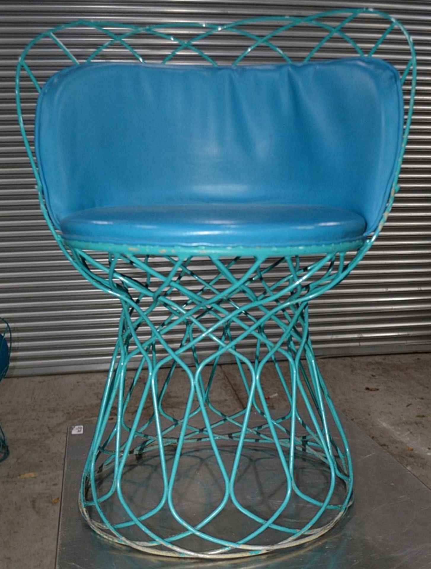 2 x Commercial Outdoor Wire Bistro Chairs With Padded Seats In Blue - Dimensions: H80 x W62 x D45cm - Image 3 of 7