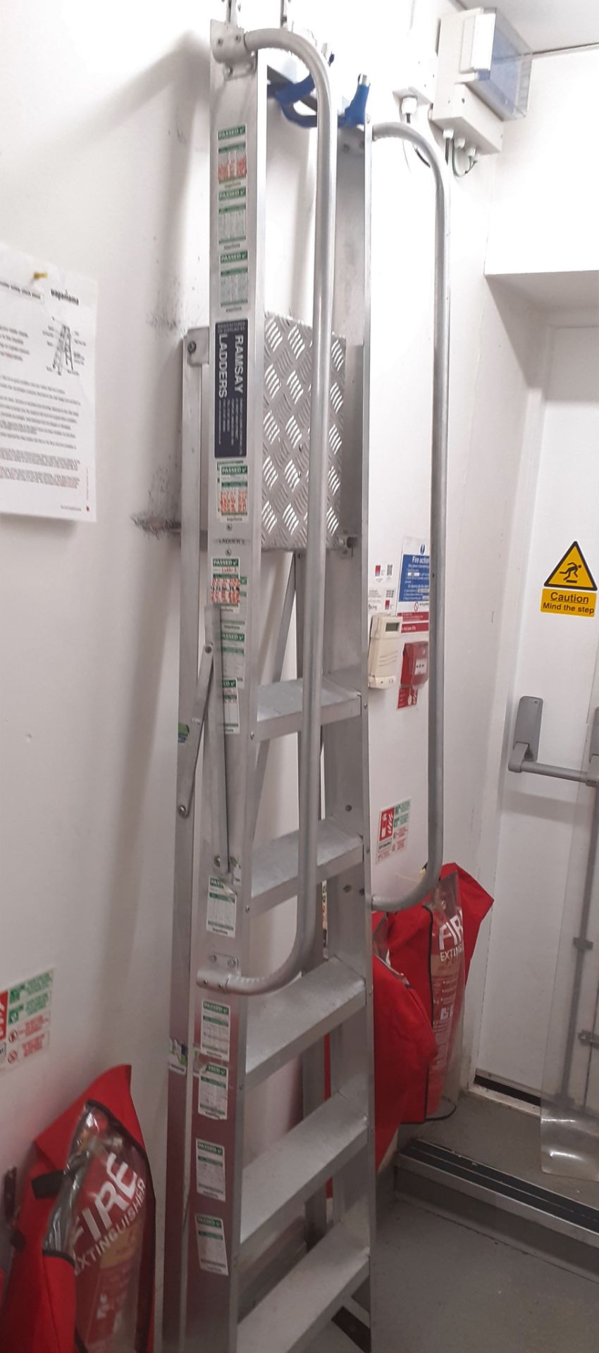 1 x Ramsay 6 Tread Step Ladders - CL582 - Location: London EC4V