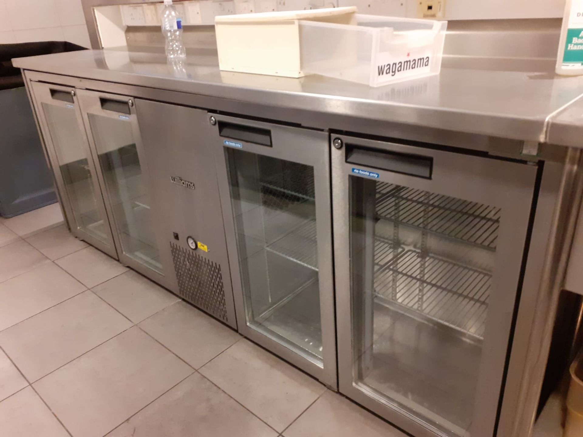 1 x Williams TBB4GSS Four Door Backbar Bottle Cooler With Prep Bench Top -240v  - Location: London - Image 3 of 3