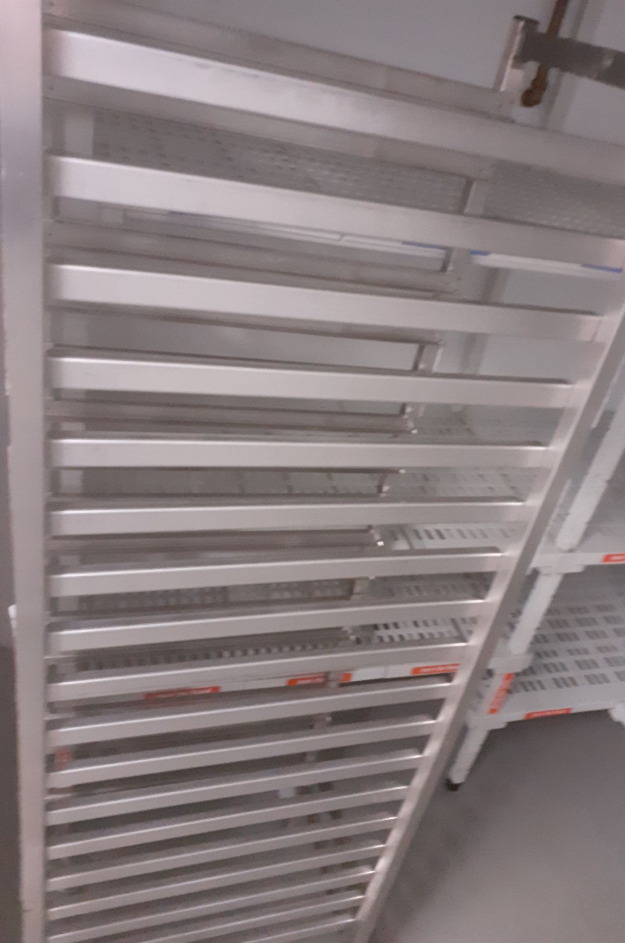 1 x Stainless Steel 20 Tier Commercial Kitchen Food Tray Rack - CL582 - Location: London EC4V - Image 2 of 4