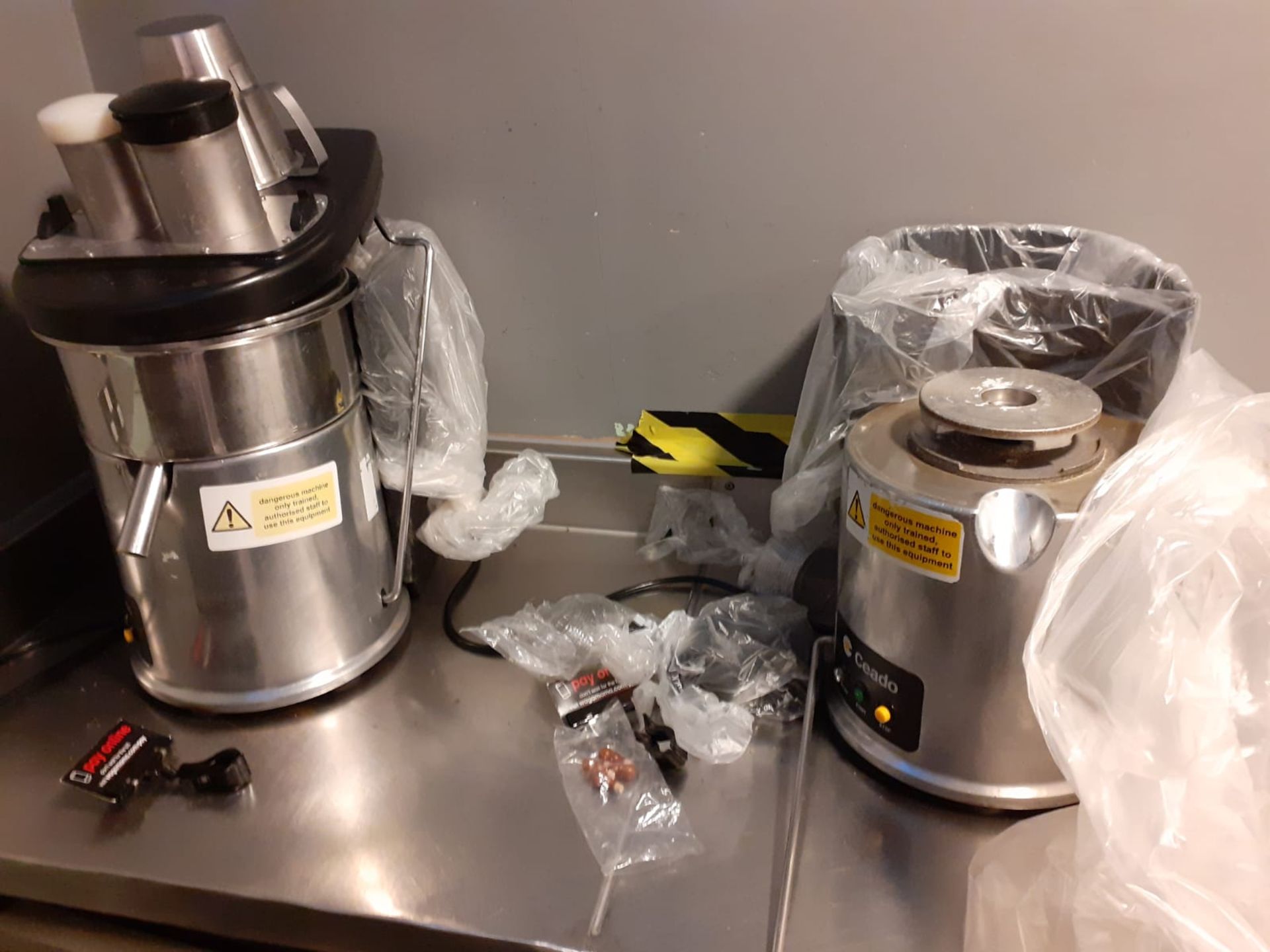 2 x Ceado Professional Juice Extractors - Approx RRP £4,000 - CL582 - Location: London EC4V