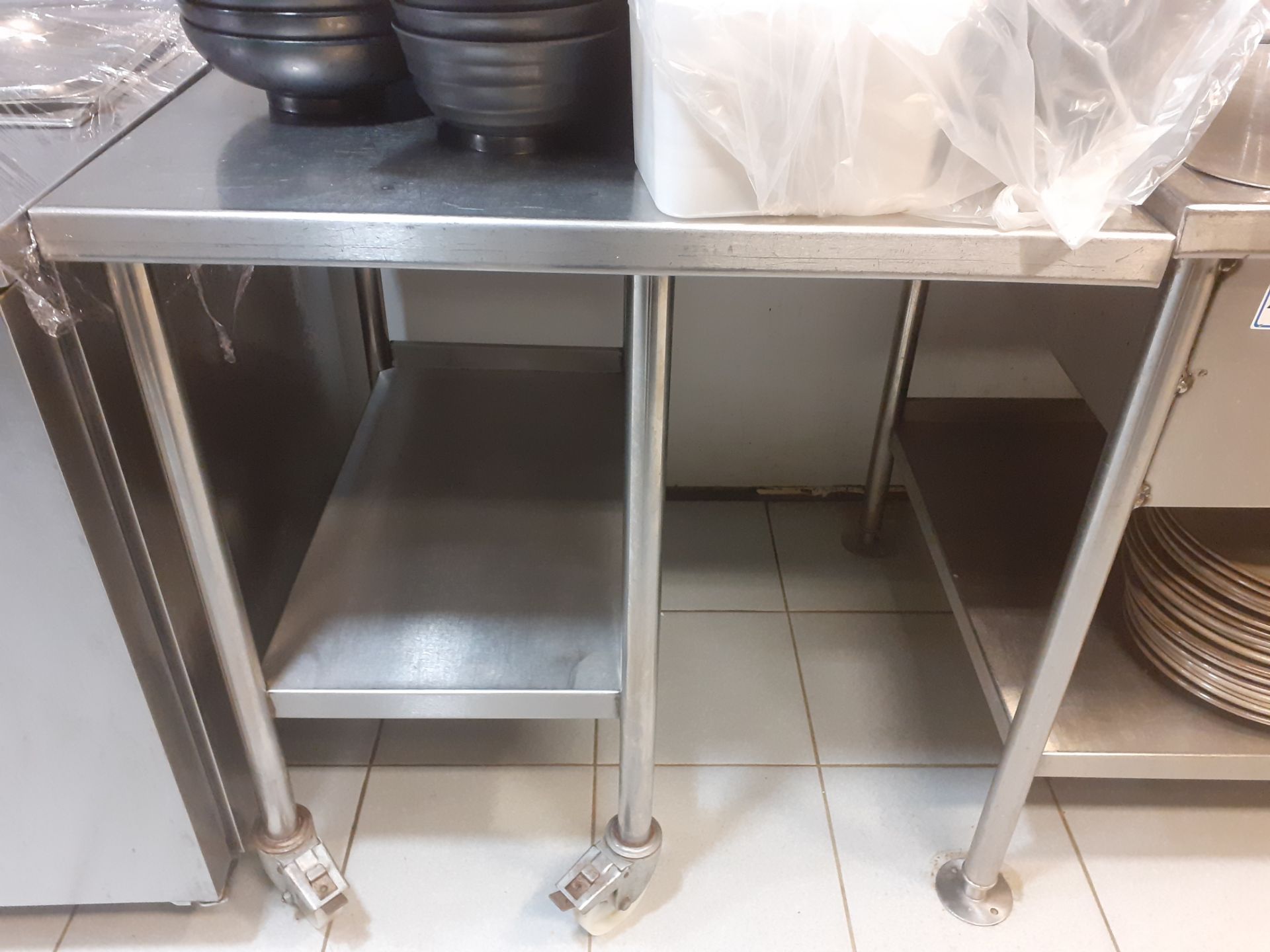 1 x Stainless Steel Prep Table With Undercounter and Castors - CL582 - Location: London EC4V