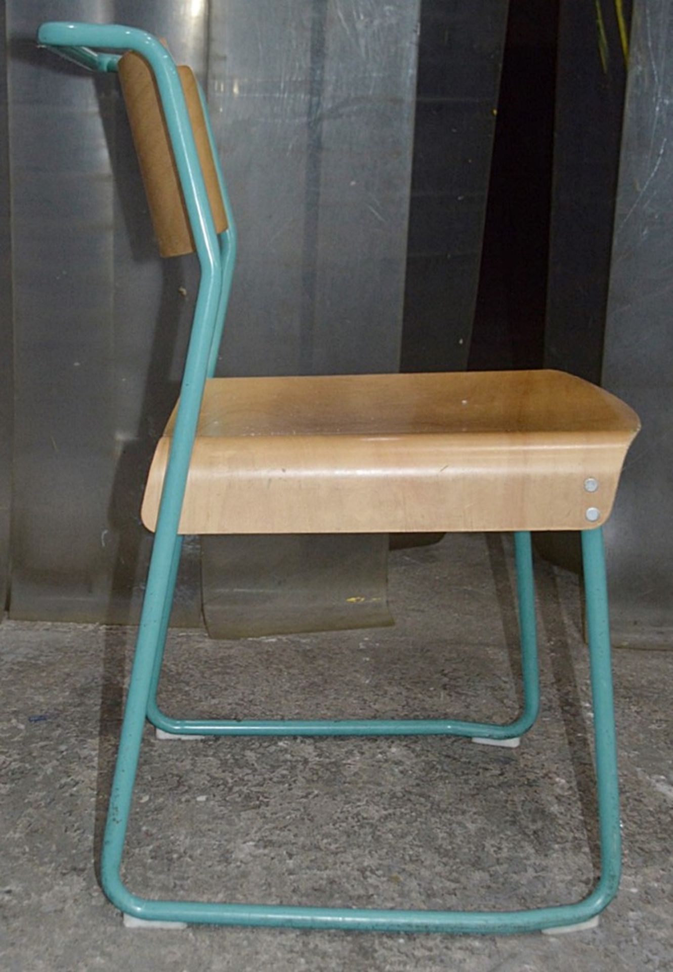 12 x Contemporary Stackable Bistro / Bar Chairs With Metal Frames In Teal With Curved Vanished - Image 10 of 11