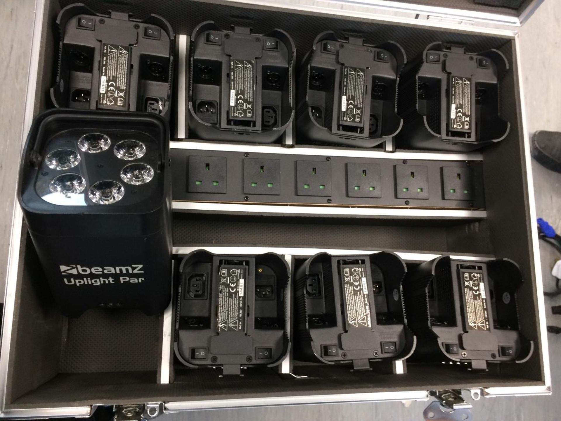 8 x BeamZ Battery Uplighters in wheeled Charging Case PSU, Remote Control & IEC Cables - Ref: 705 - Image 2 of 3