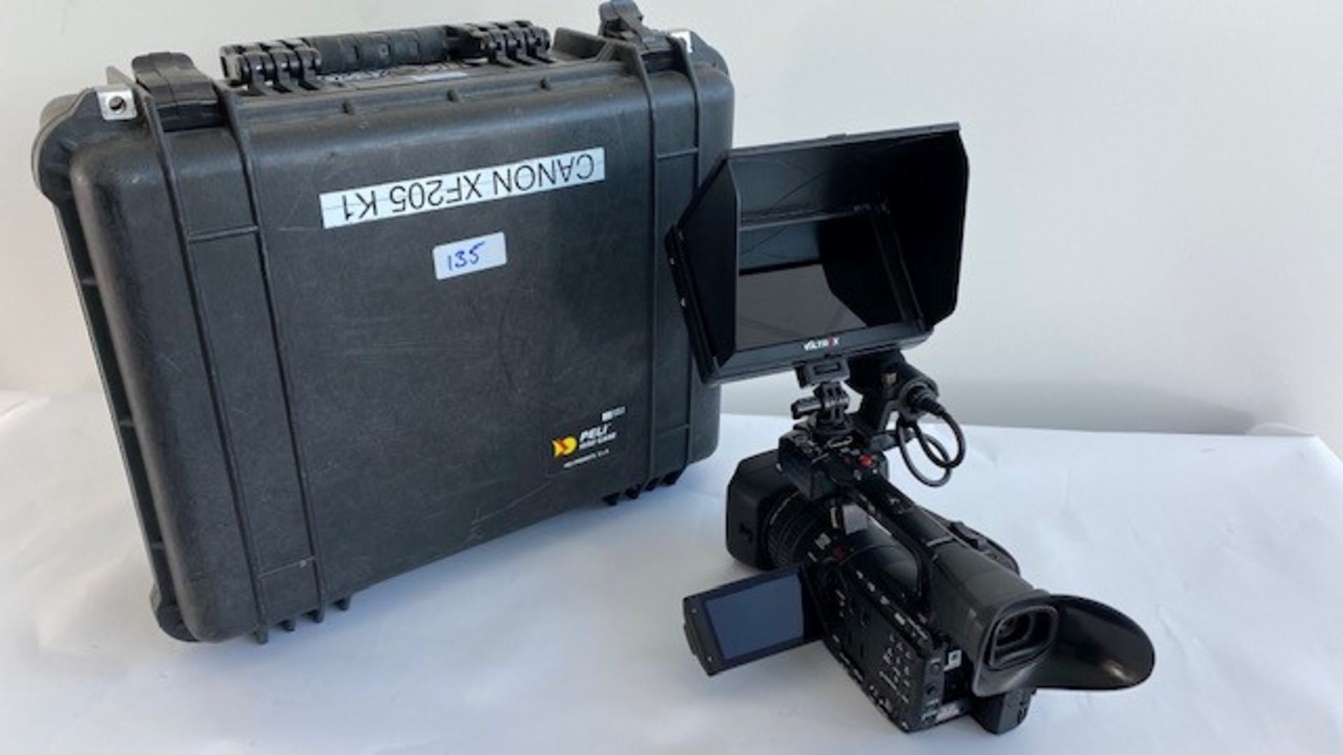 1 x Canon XF205 Video Camera complete with Viltrox DC-70 II LCD Monitor, Rode Mic, With 2 Battery - Image 2 of 5