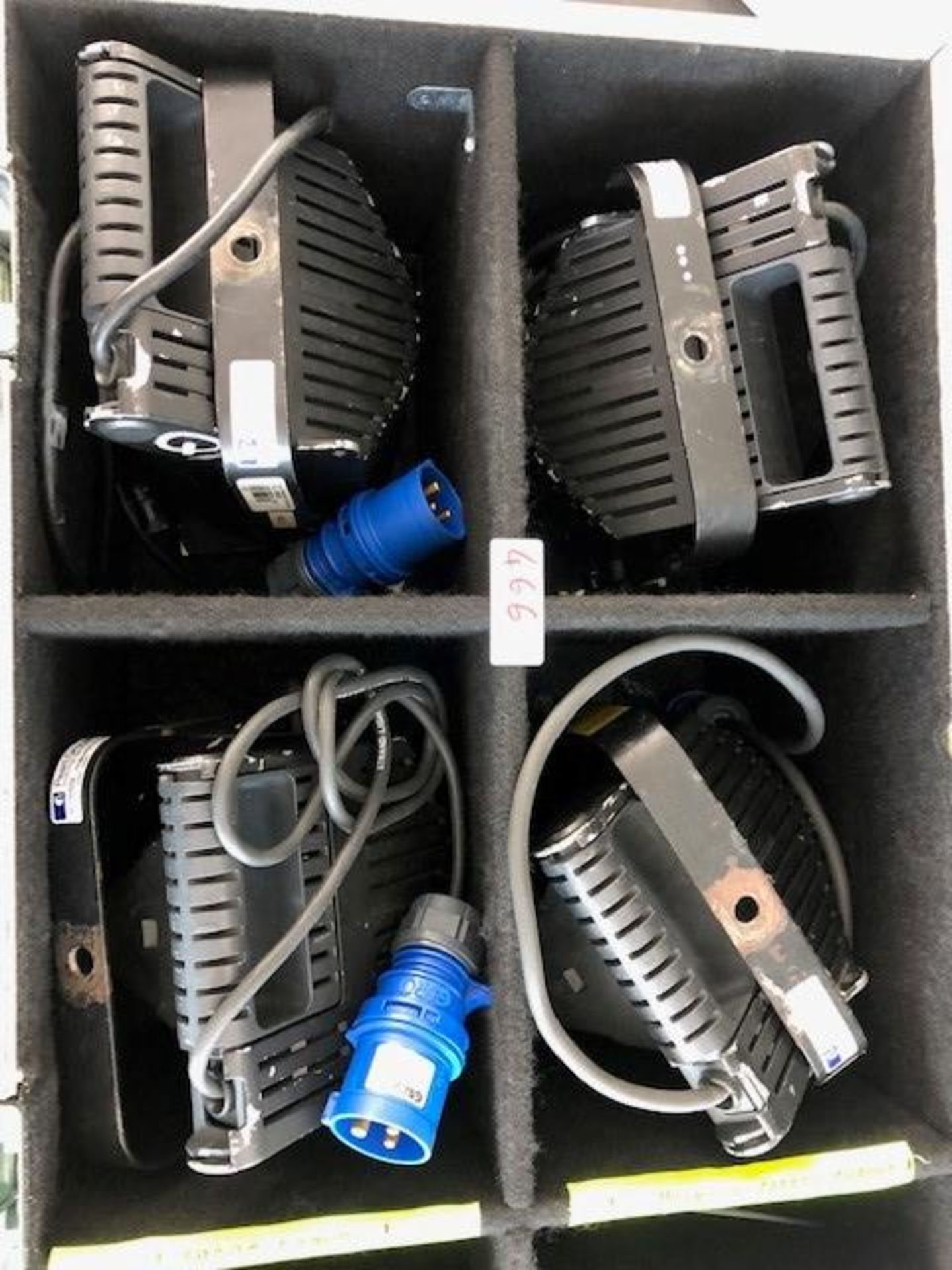 4 x Str And Quartet Lights In Flight Case - Ref: 466 - CL581 - Location: Altrincham WA14