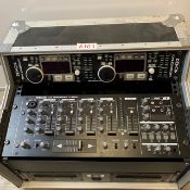 1 x Denon DN-D4500 Player and 1 x Tascam X-17 DJ Mixer in Flight Case - Ref: 6303 - CL581 -