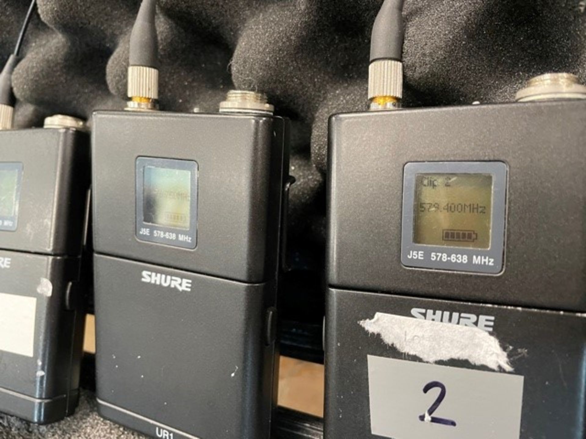 4 x Shure UR1 Transmitters In Plastic Case - Frequency Range: J5E - Ref: 402 - Image 2 of 6