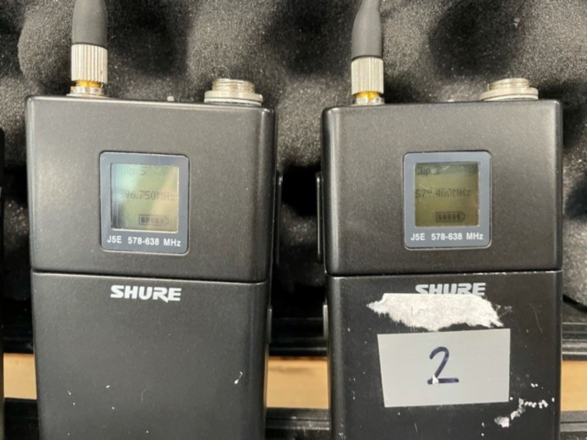4 x Shure UR1 Transmitters In Plastic Case - Frequency Range: J5E - Ref: 401 - Image 2 of 6