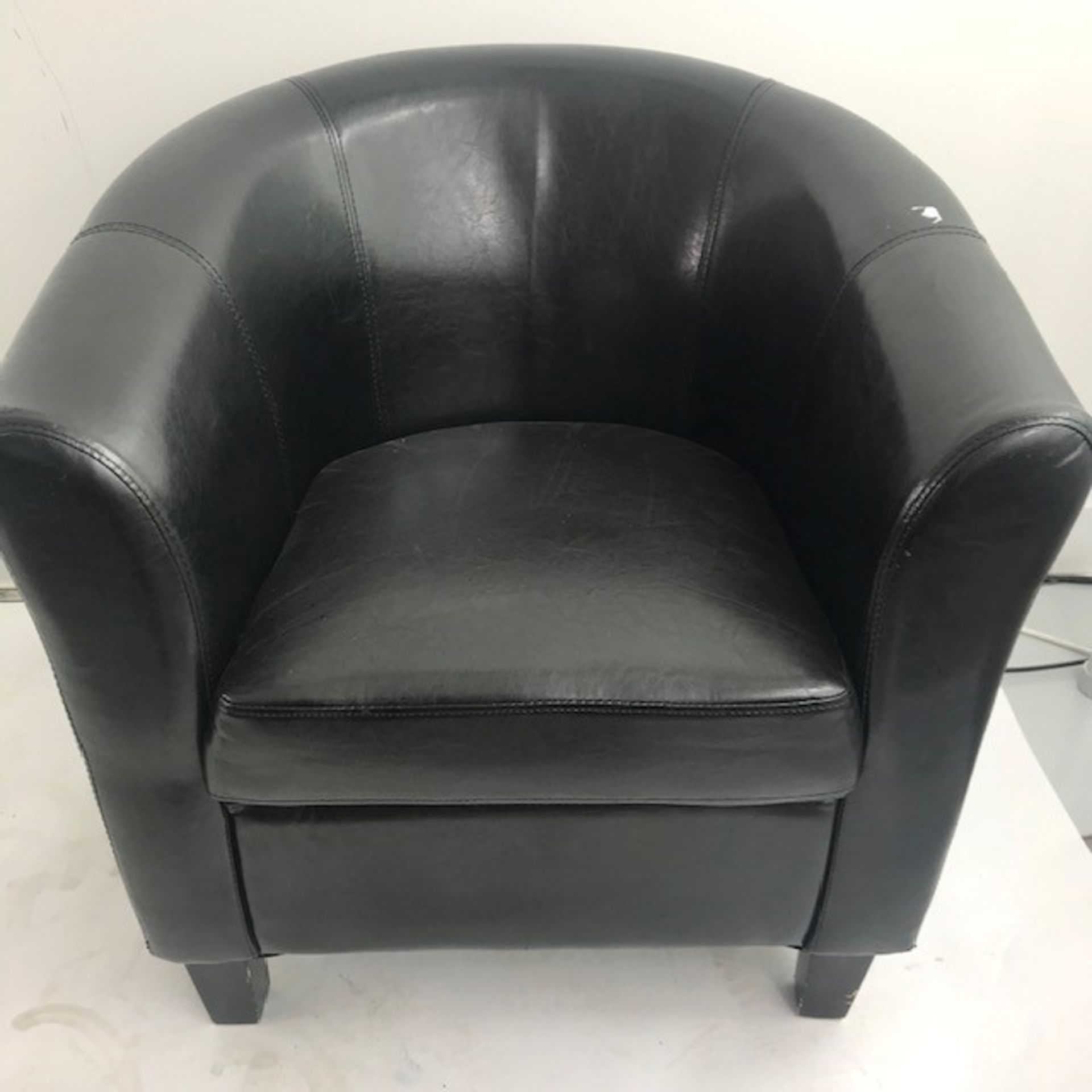 Set of 2 x Black Leather Chairs For Exhibition / Stage Presentations - Ref: 268 - CL581 -