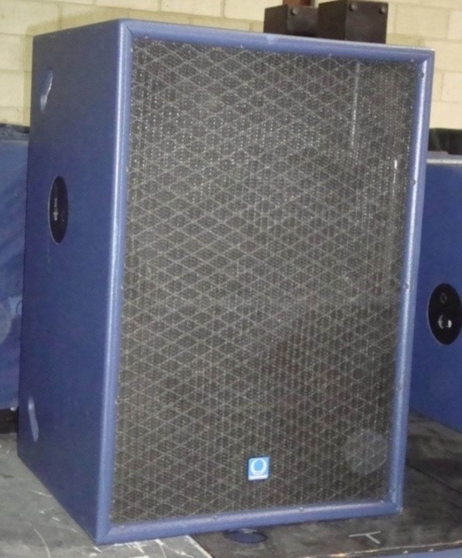 3 x Turbosound Floodlight Series TFL-760HT Speakers Passive Tops & 6 x TSW-118 Passive Subs - Ref: - Image 3 of 5