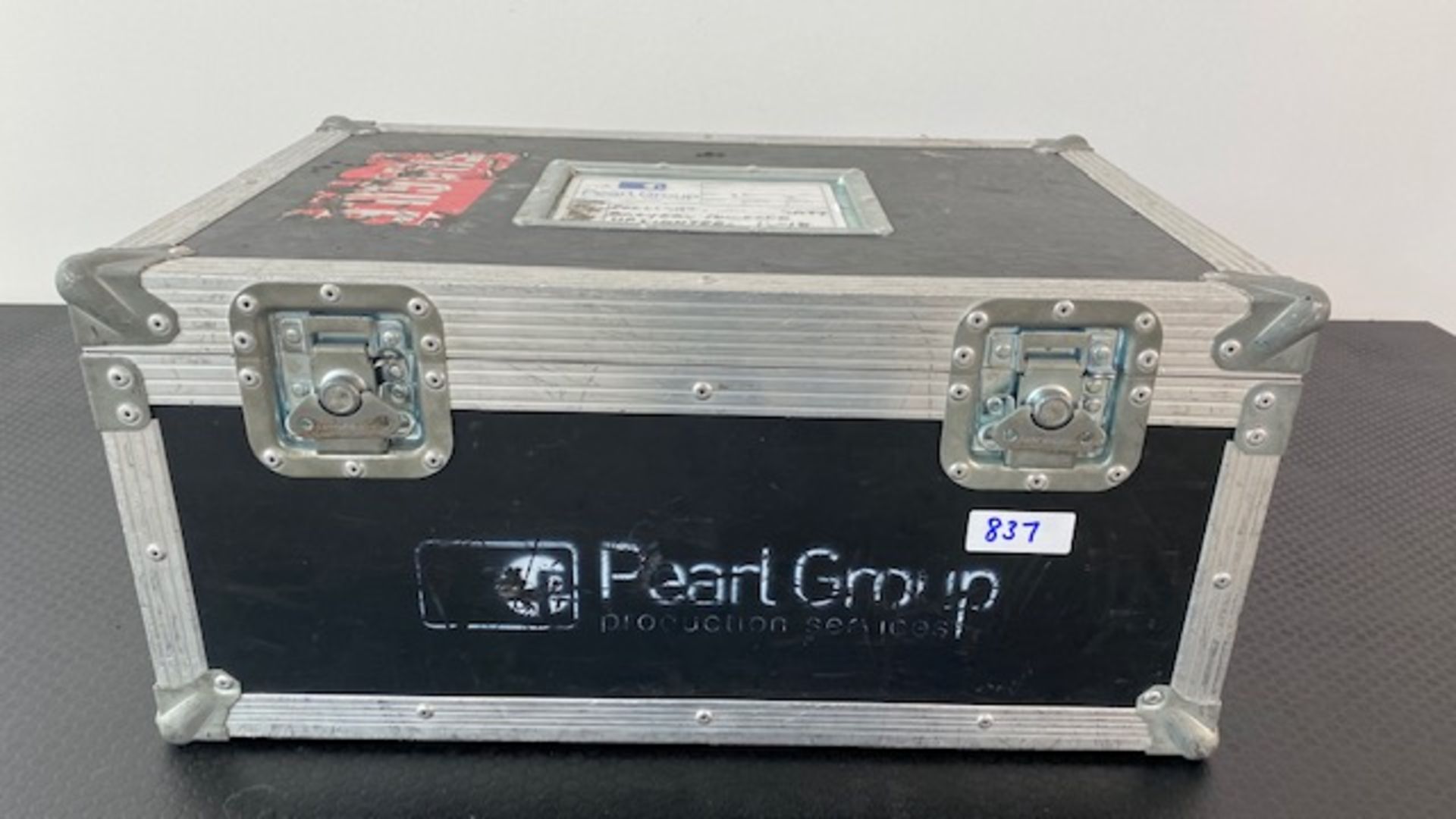 6 x Pro Lights Smart Bat Battery Powered Uplighters In Flight Case - Ref: 837 - CL581 - Location: