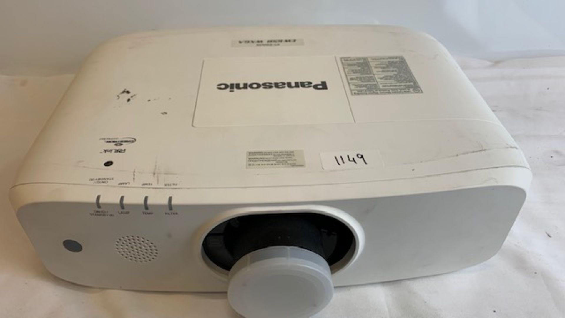 1 x Panasonic PT-EW650 WXGA (194hrs projector and 6hrs lamp) - Ref: 1149 - CL581 - Image 2 of 5