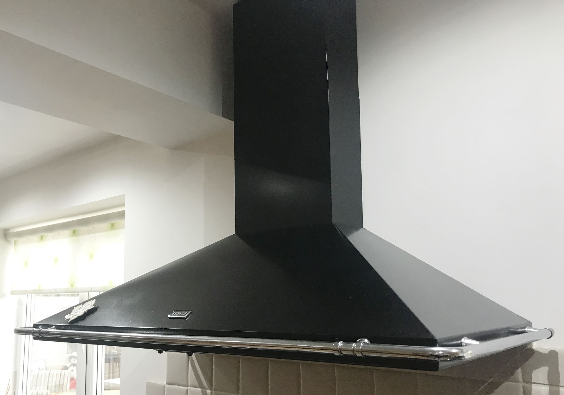 1 x Stoves Richmond 1100DF Dual Fuel Range Cooker With Matching Extractor Hood - Black Finish With 4 - Image 6 of 18