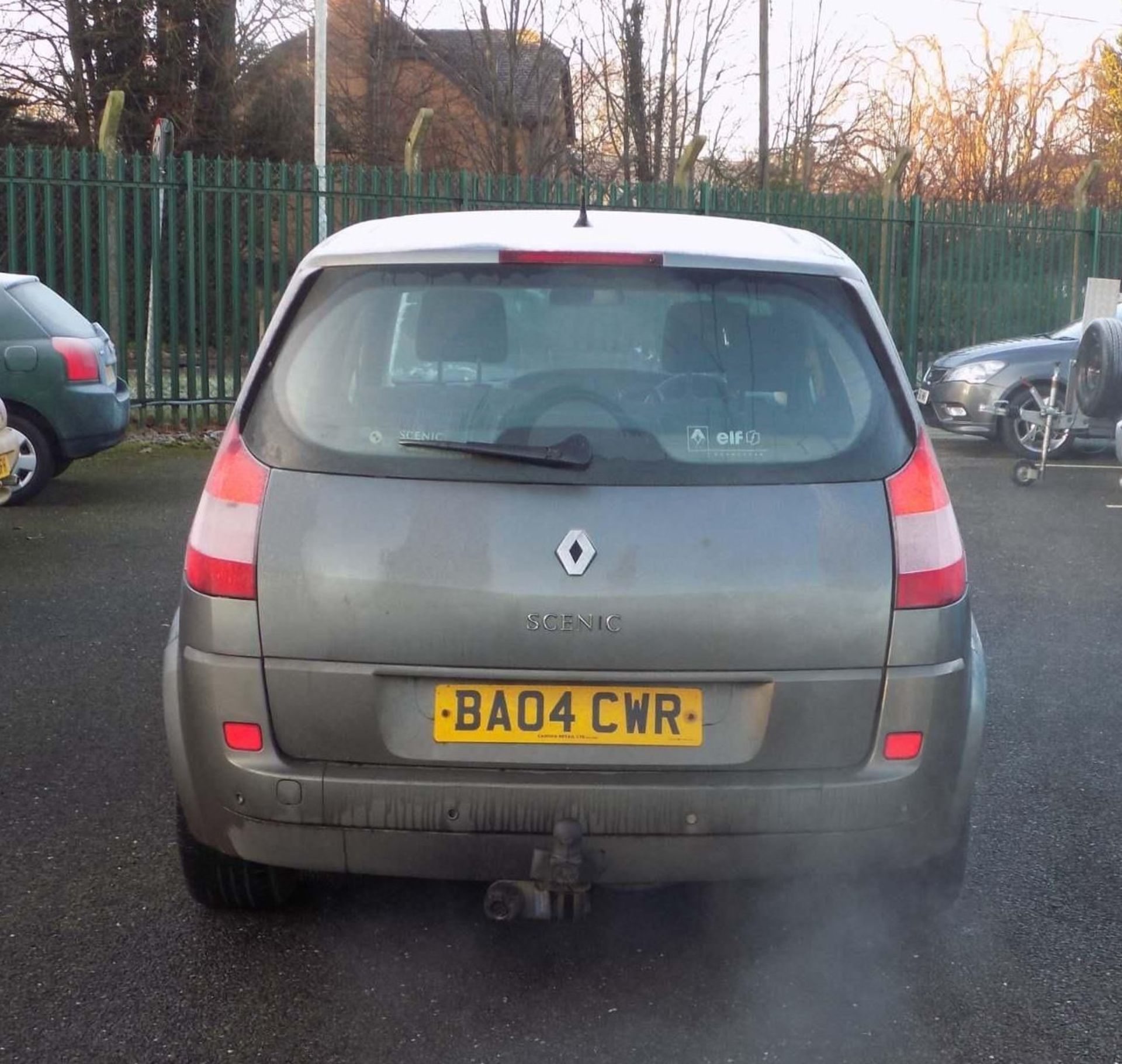 2004 Renault Scenic 1.5 dCi Dynamique MPV 5dr - CL505 - NO VAT ON THE HAMMER - Location: Corby, - Image 4 of 7