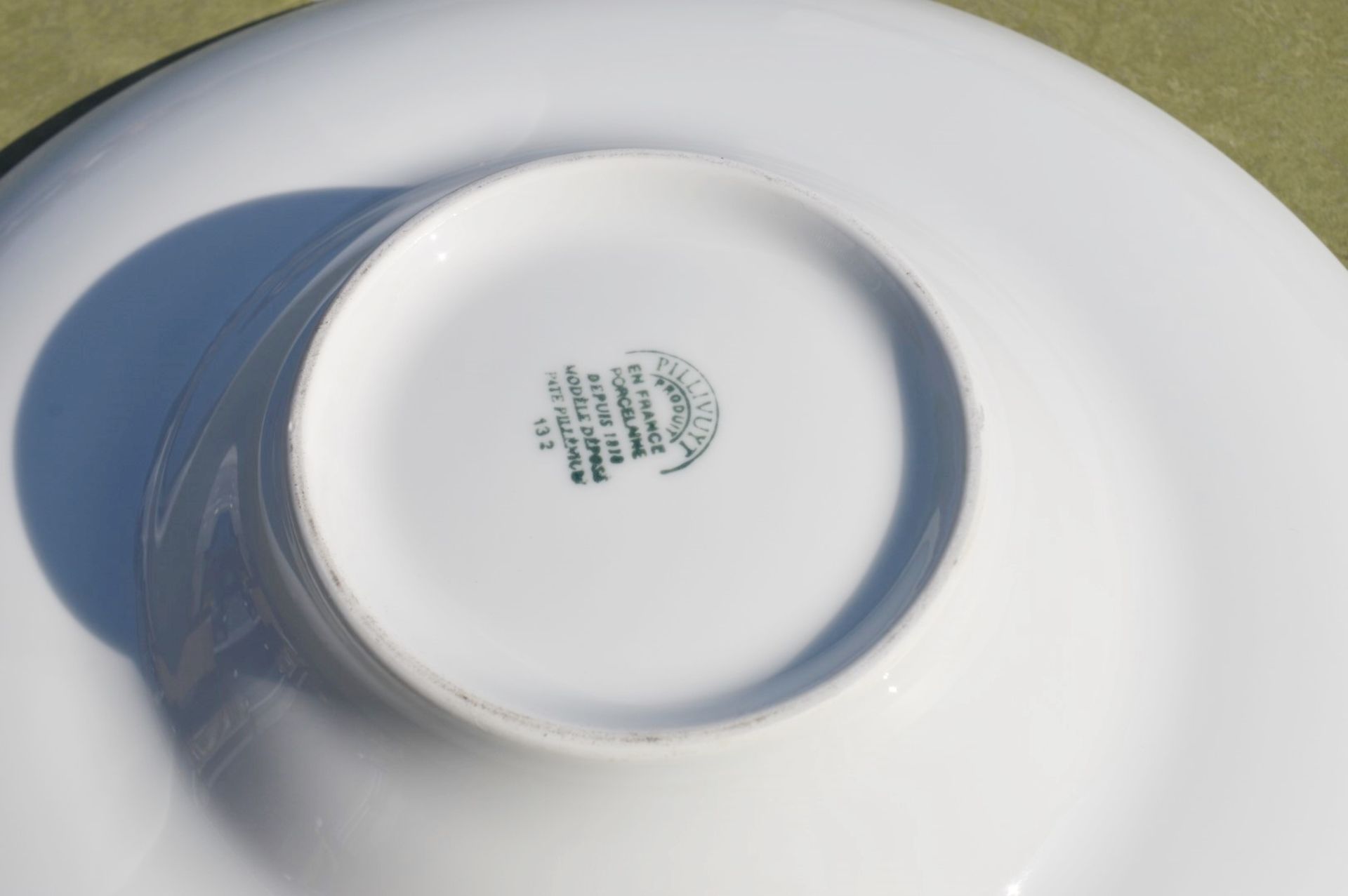 20 x PILLIVUYT Commercial Wide Rim Porcelain Soup / Pasta Bowls In White - Dimensions: 26cm Diameter - Image 3 of 5