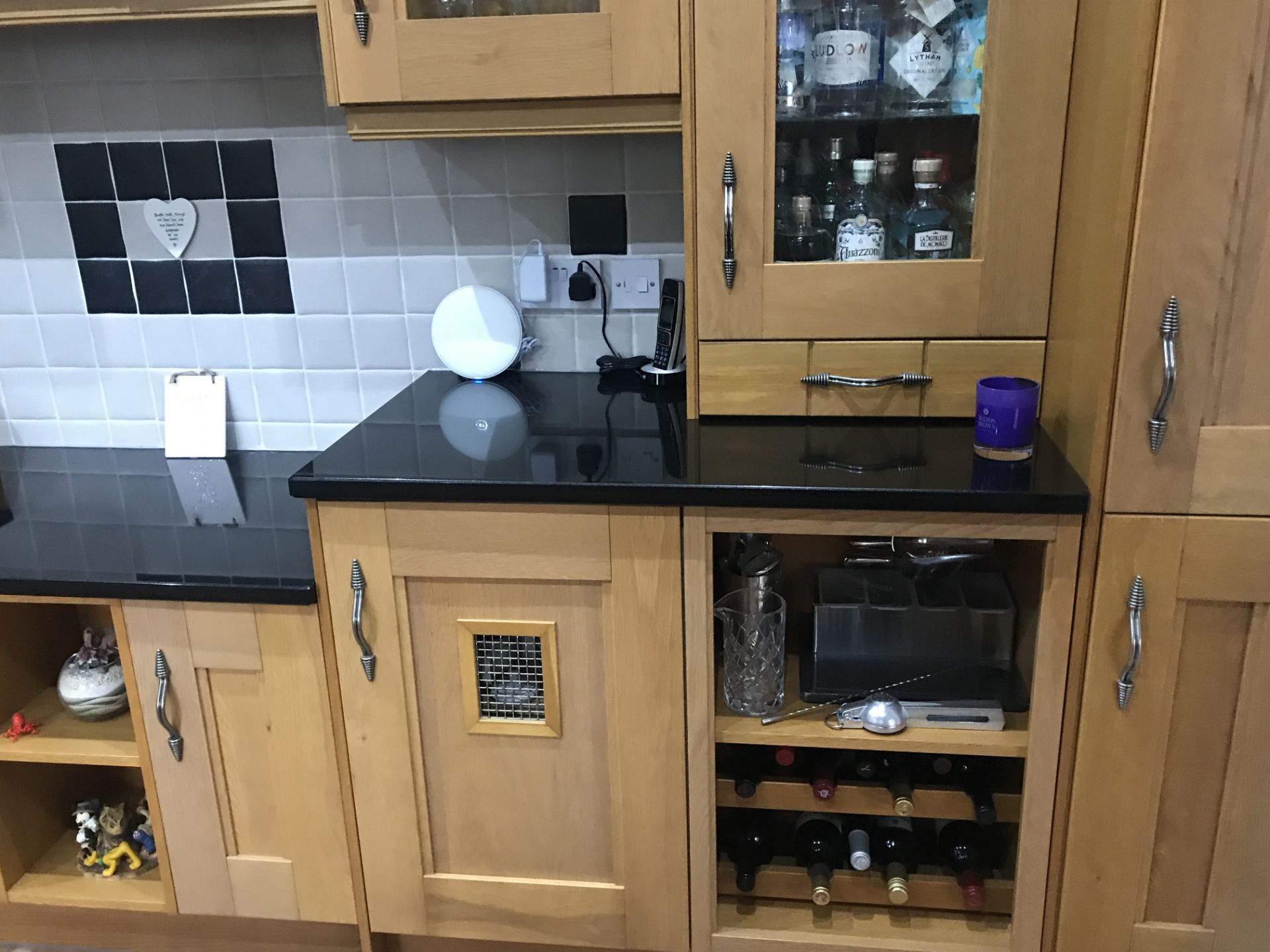 1 x Farmhouse Shaker Style Fitted Kitchen Featuring Solid Oak Soft Close Doors, Central Island, - Image 3 of 60