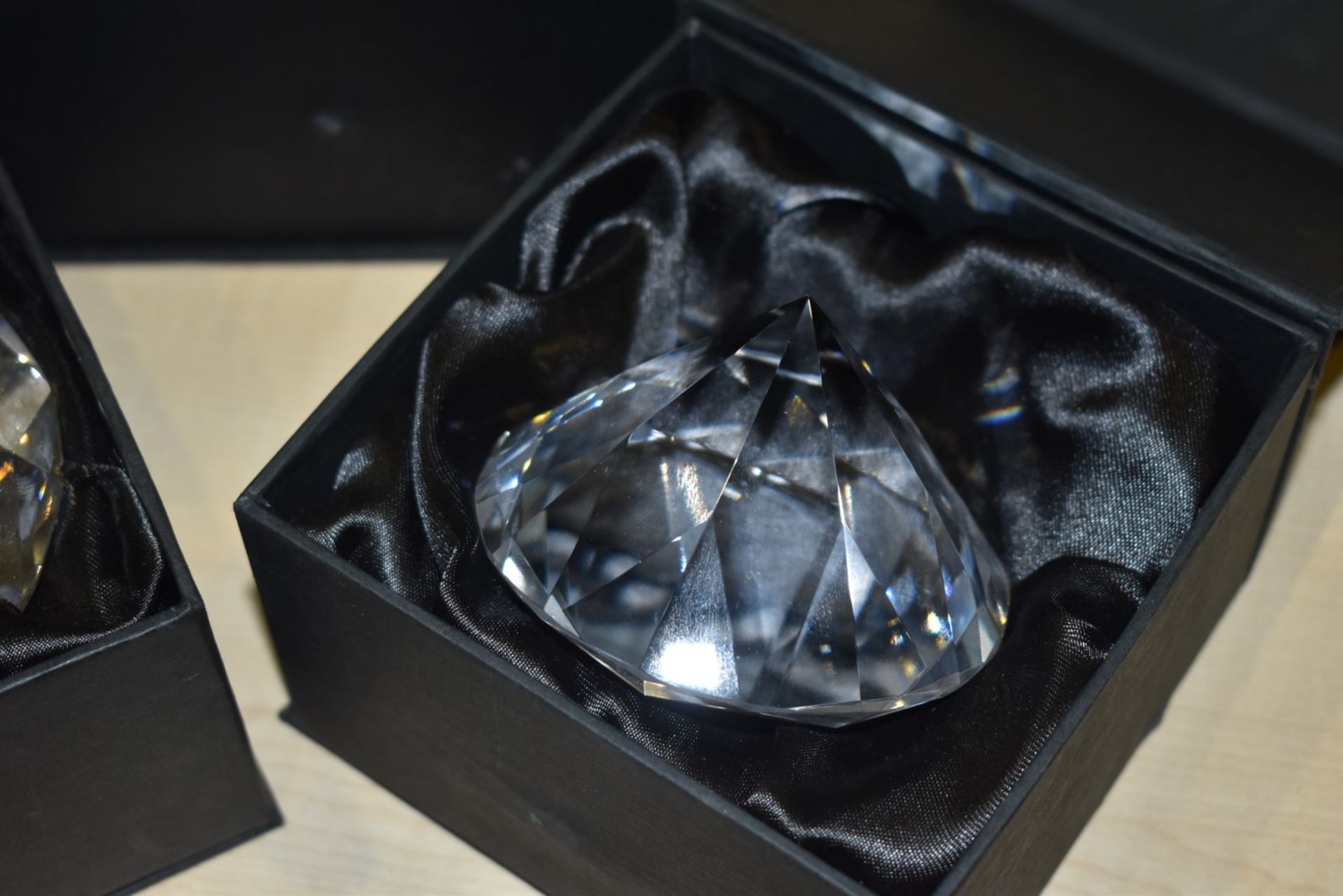 3 x Ice London Faux Diamond Paperweights - New and Boxed - Ref: In2128 wh1 pal1 - CL011 - - Image 6 of 8