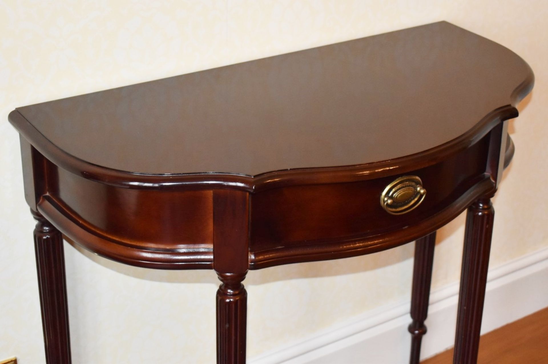 1 x Mahogany Half Moon Console Table With Brass Hardware and Single Drawer - Dimensions: H74 x W81 x - Image 3 of 4