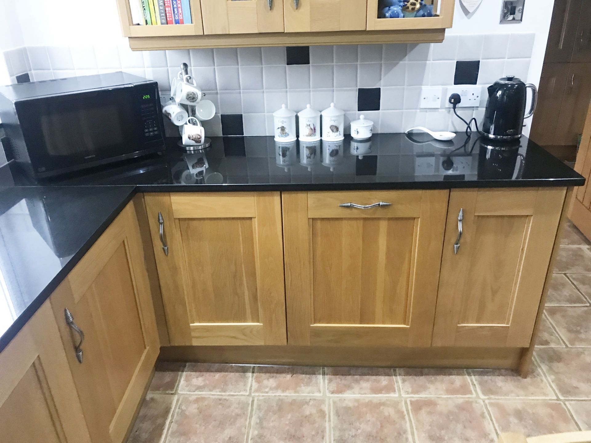 1 x Farmhouse Shaker Style Fitted Kitchen Featuring Solid Oak Soft Close Doors, Central Island, - Image 47 of 60