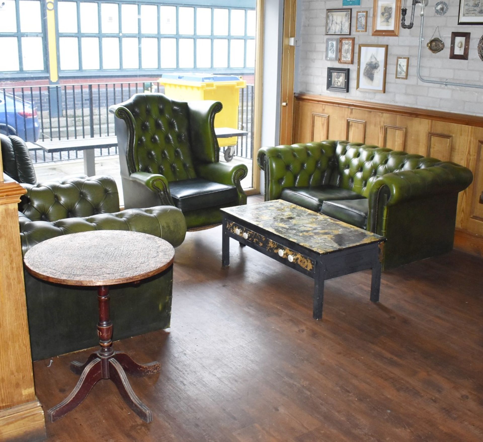 1 x Chesterfield Style Antique Green Leather Sofa With Matching Armchair - CL586 - Location: - Image 3 of 3