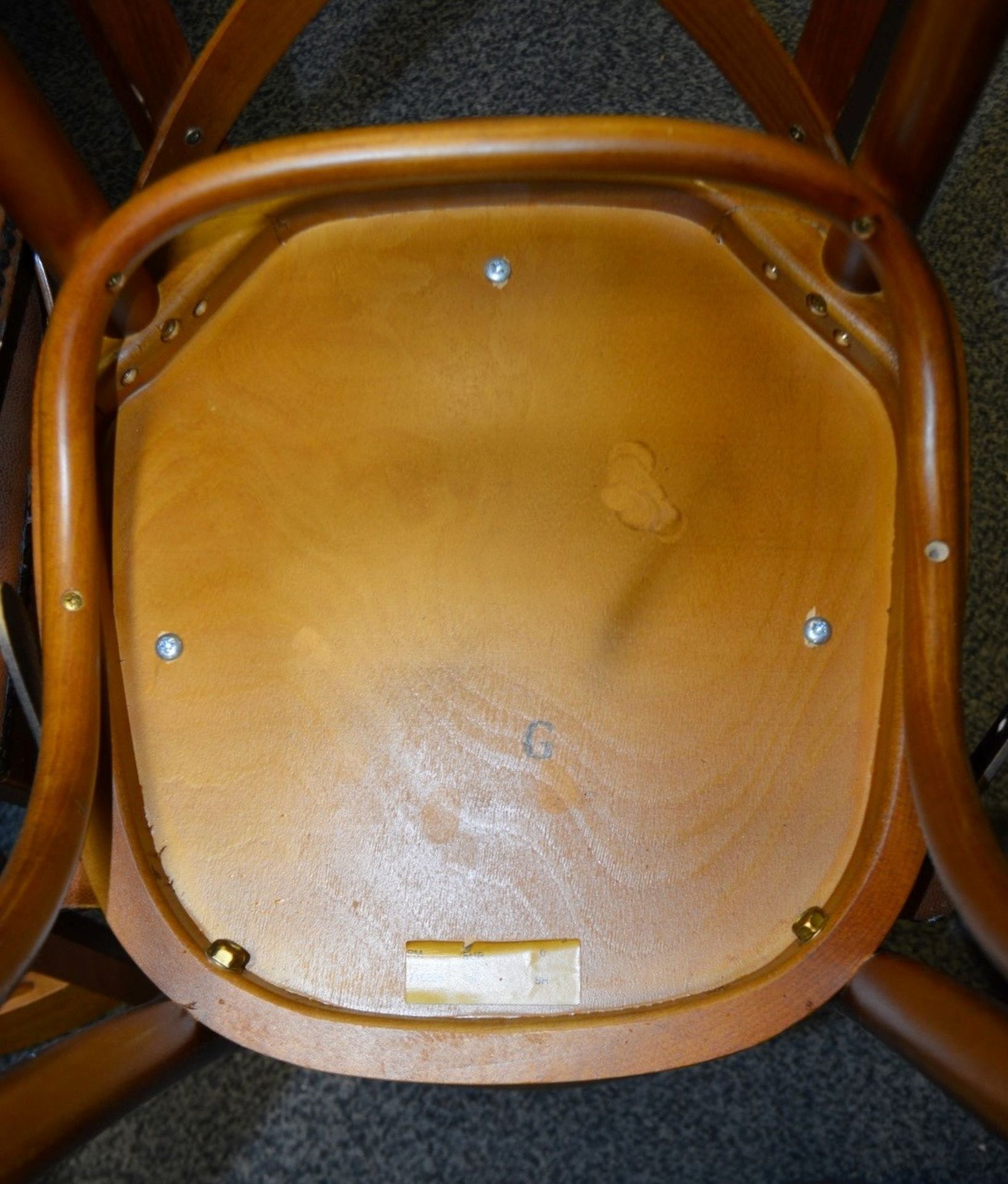 4 x Assorted Cross-Back Dining Chairs - Dimensions: W43 x D40 x H82 x Seat 46cm - Used - Ref614 - - Image 6 of 7
