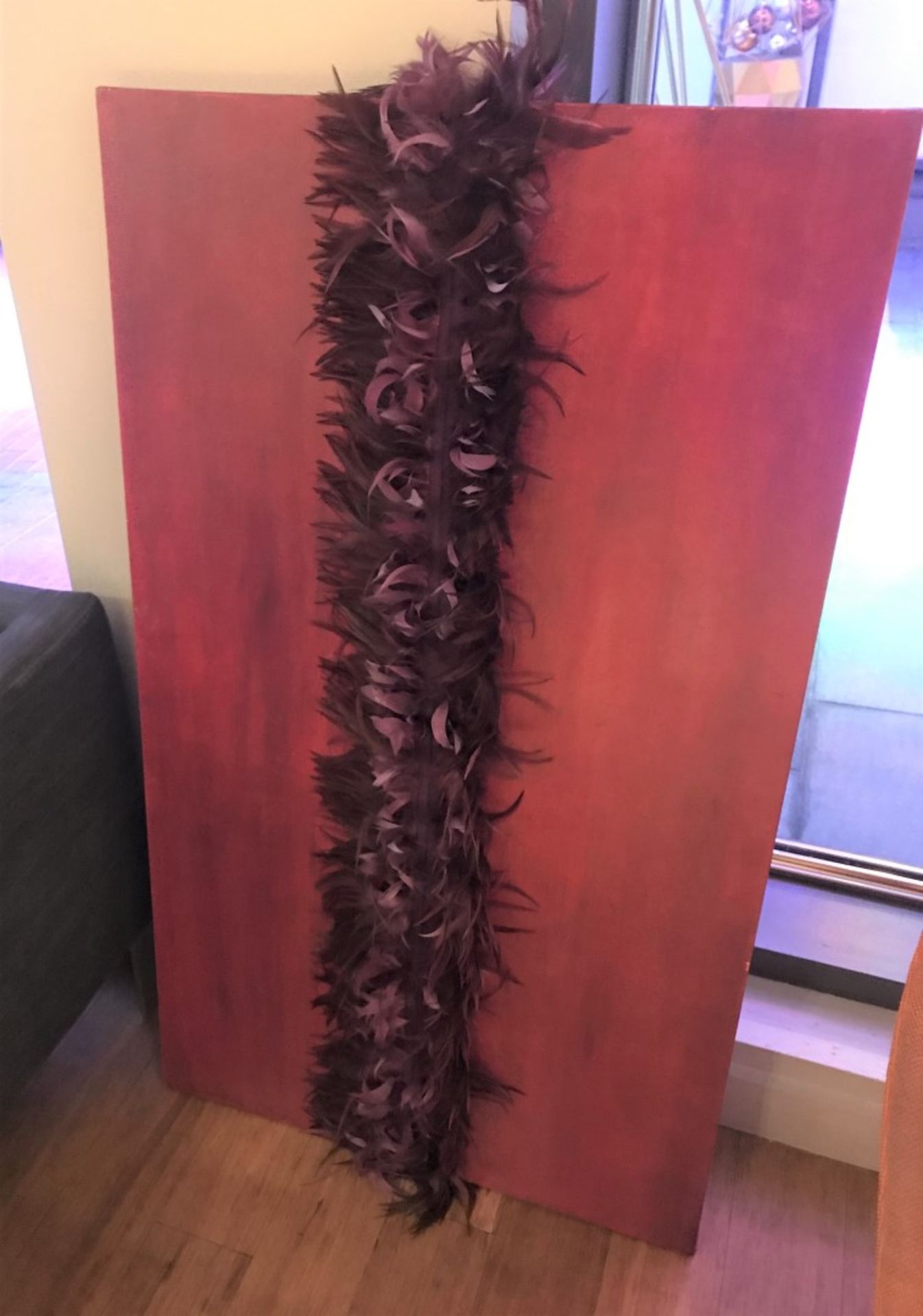 1 x Large Canvas Wall Art Picture With Faux Feather Central Boa - CL587 - Location: Altrincham WA14