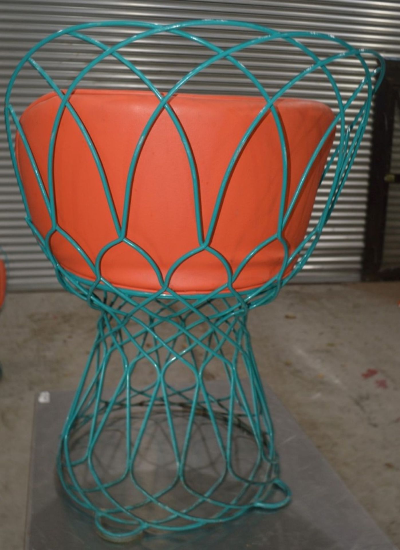2 x Commercial Outdoor Wire Bistro Chairs With Padded Seats In Orange - Dimensions: H80 x W62 x D45c - Image 4 of 6