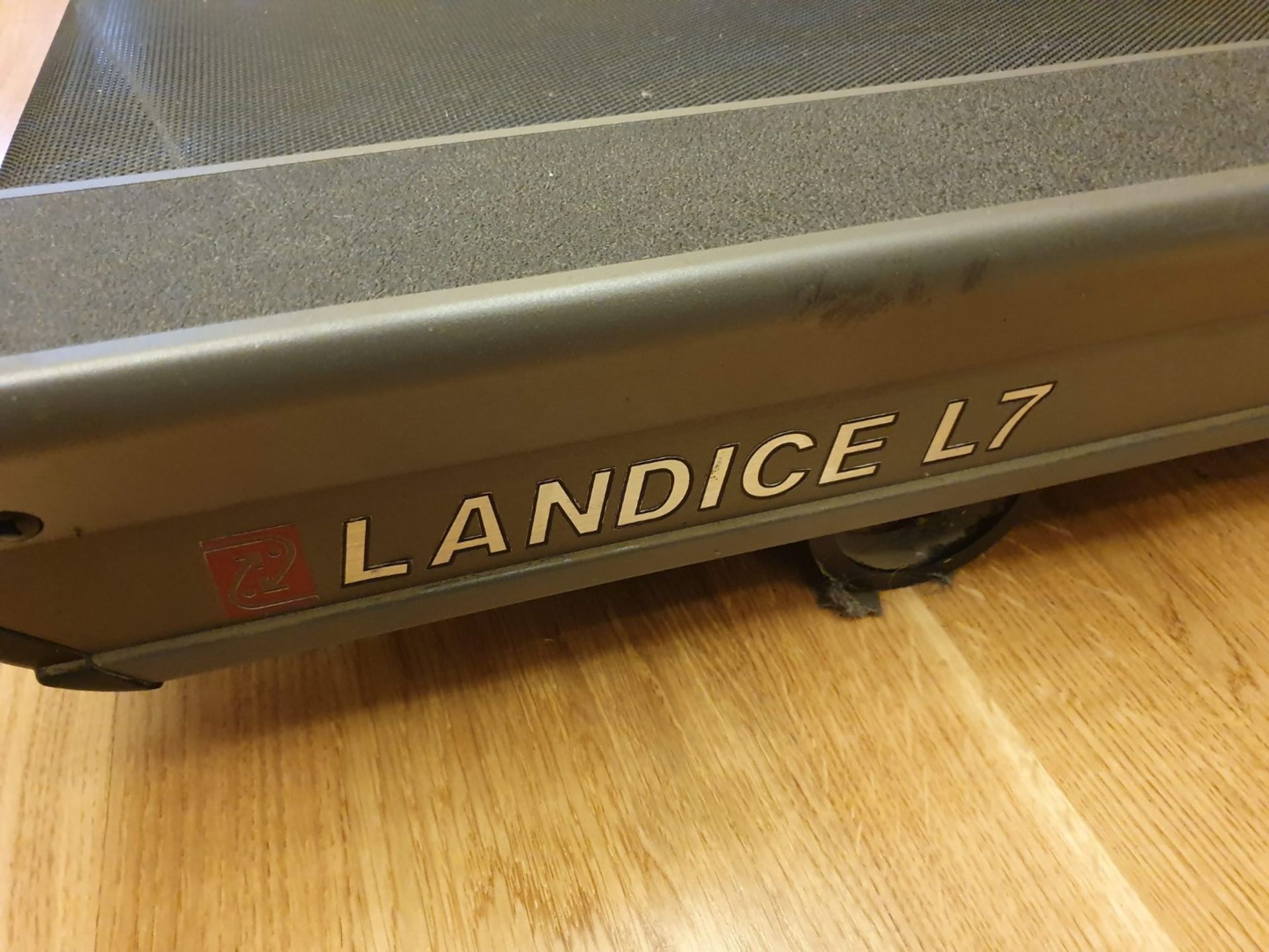 1 x Landice L7 Club Series Treadmill Running Machine - Approx RRP £6,000 - Please Read Description - - Image 3 of 4