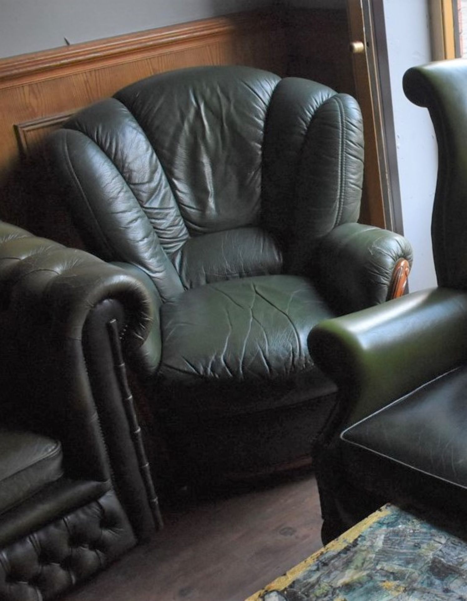 1 x Sofa and Armchair Set - Green Leather With Wood Detail - CL586 - Location: Stockport SK1 - Image 2 of 2