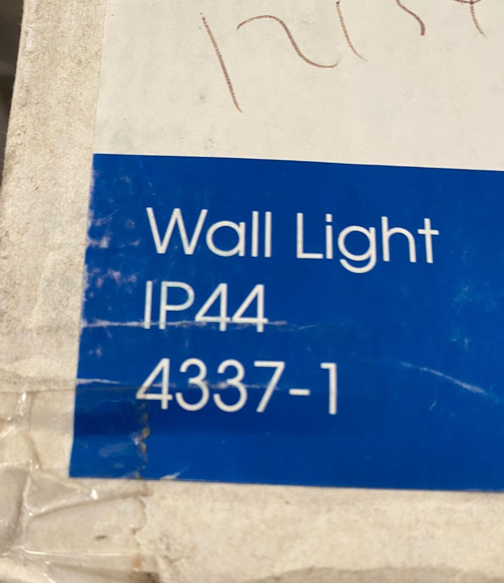 1 x Searchlight LED Wall Light in chrome with a glass shade - Ref: 4337-1 - New and Boxed Stock - Image 3 of 4