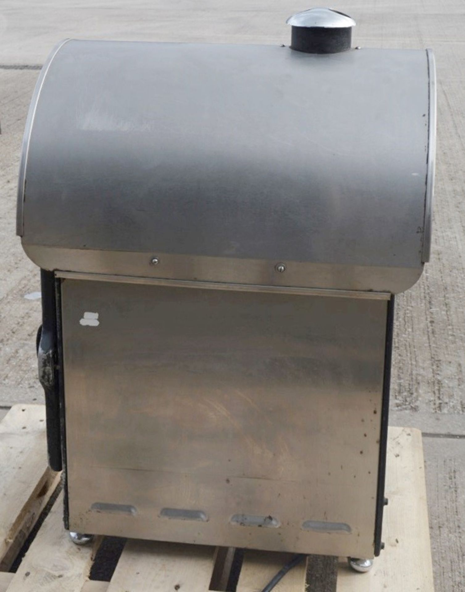 1 x King Edward Large Commercial Potato Baker In Black - Dimensions: D56 x W52 x H80cm - Preowned - Image 8 of 10