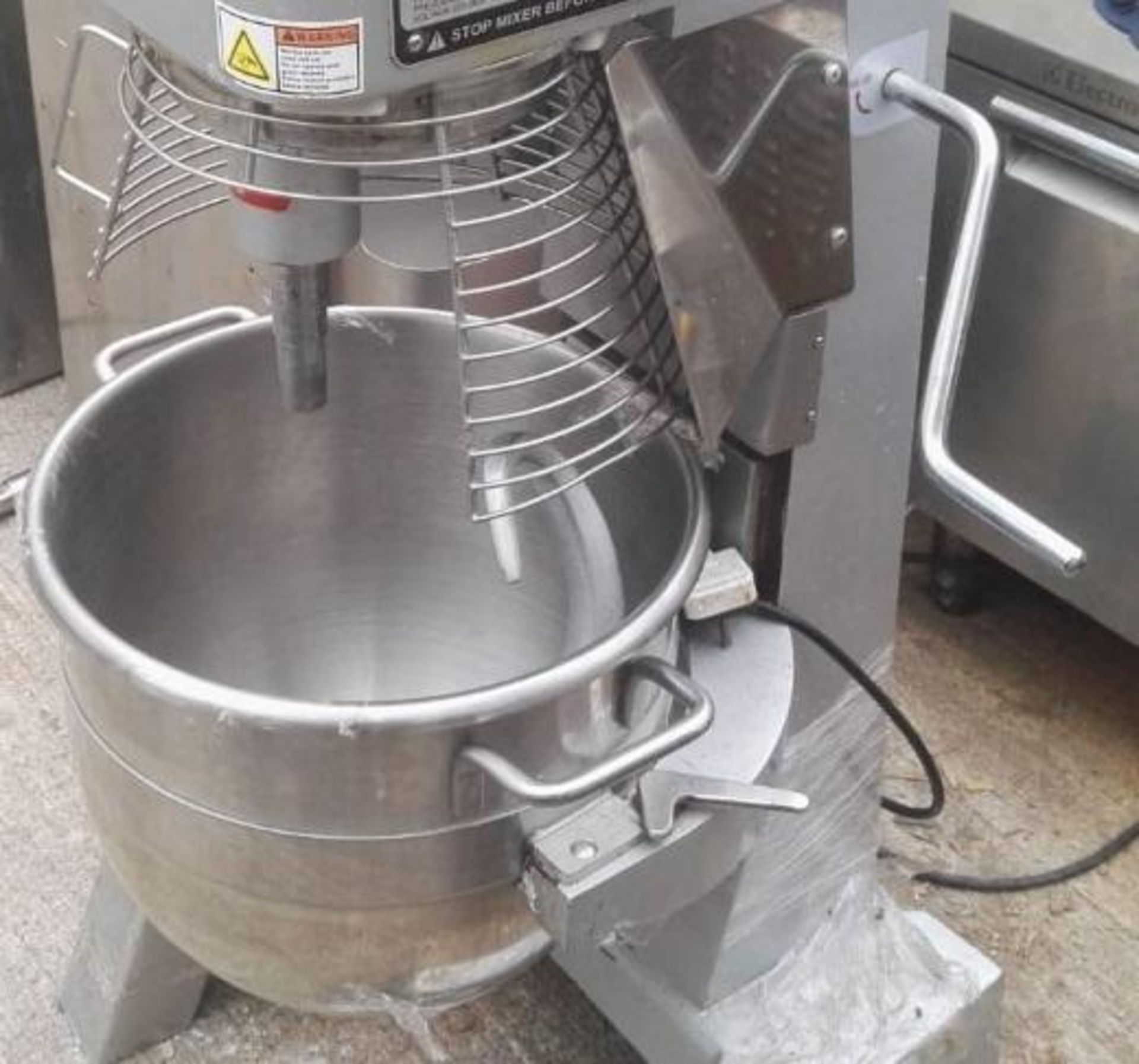 1 x BUFFALO Heavy Duty Mixer - Dimensions: H115 x W50 x D47cm - No VAT ON THE HAMMER - Ref: - Image 2 of 4