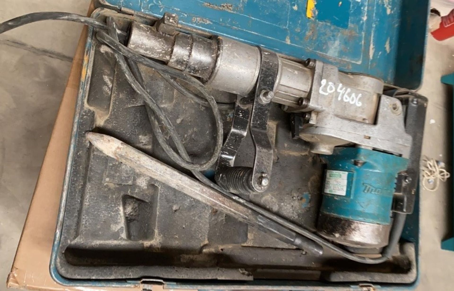 1 x Makita 110V High Impact Drill - Used, Recently Removed From A Working Site - CL505 - Ref: - Image 4 of 4