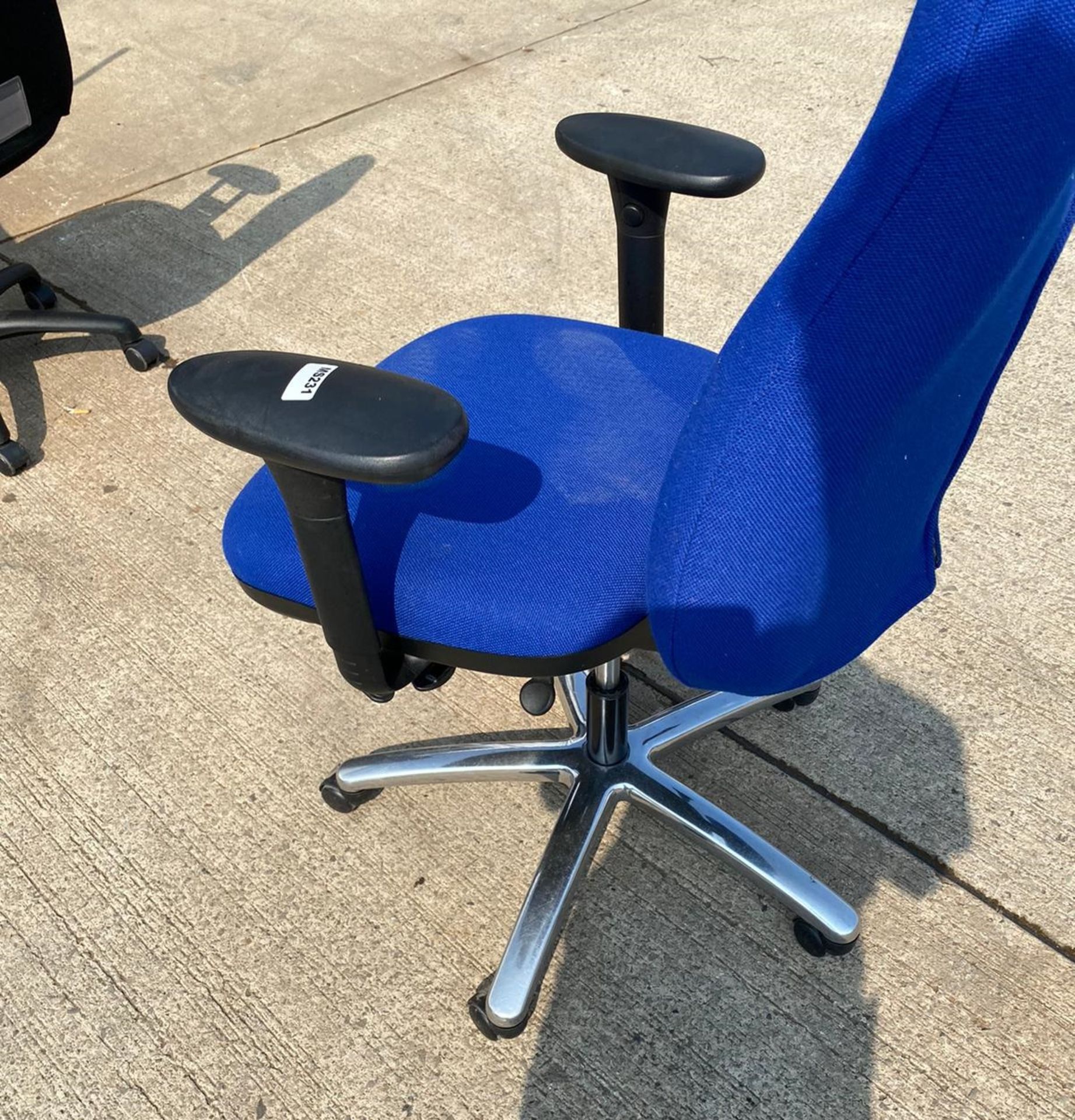 1 x Status Therapod 5250 Chair in Blue - Used Condition - Location: Altrincham WA14 - Image 6 of 10