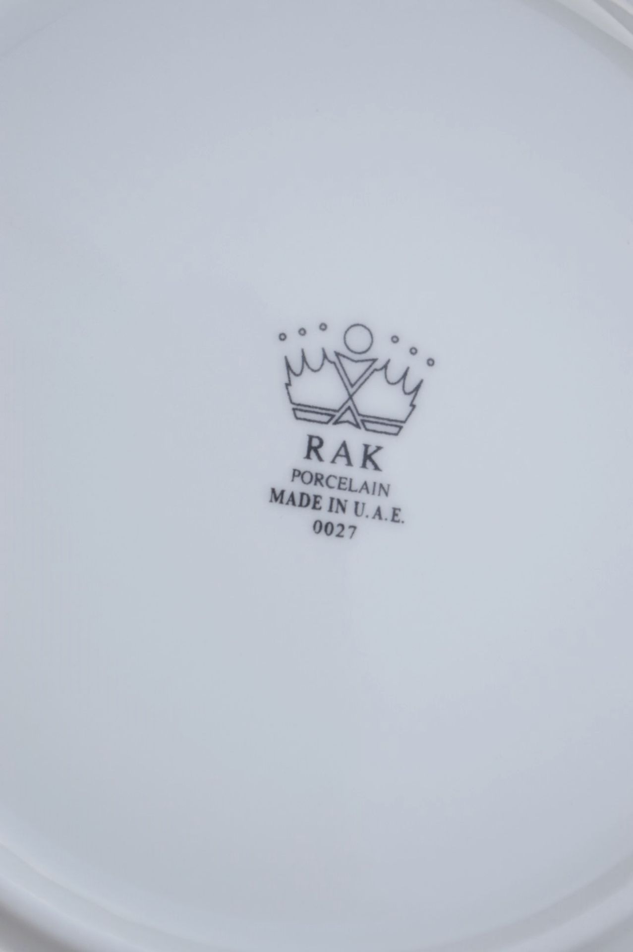 12 x RAK Porcelain Banquet 30cm Ivory Porcelain Deep Plates (BADP30) - Original Price £130.00 - Image 3 of 5