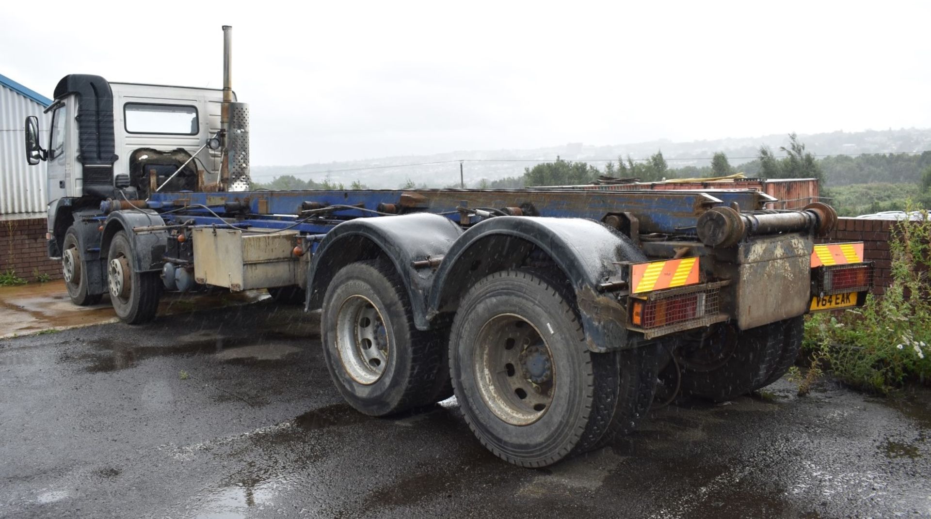 1 x Volvo 340 Plant Lorry With Tipper Chasis and Fitted Winch - CL547 - Location: South Yorkshire. - Image 16 of 25