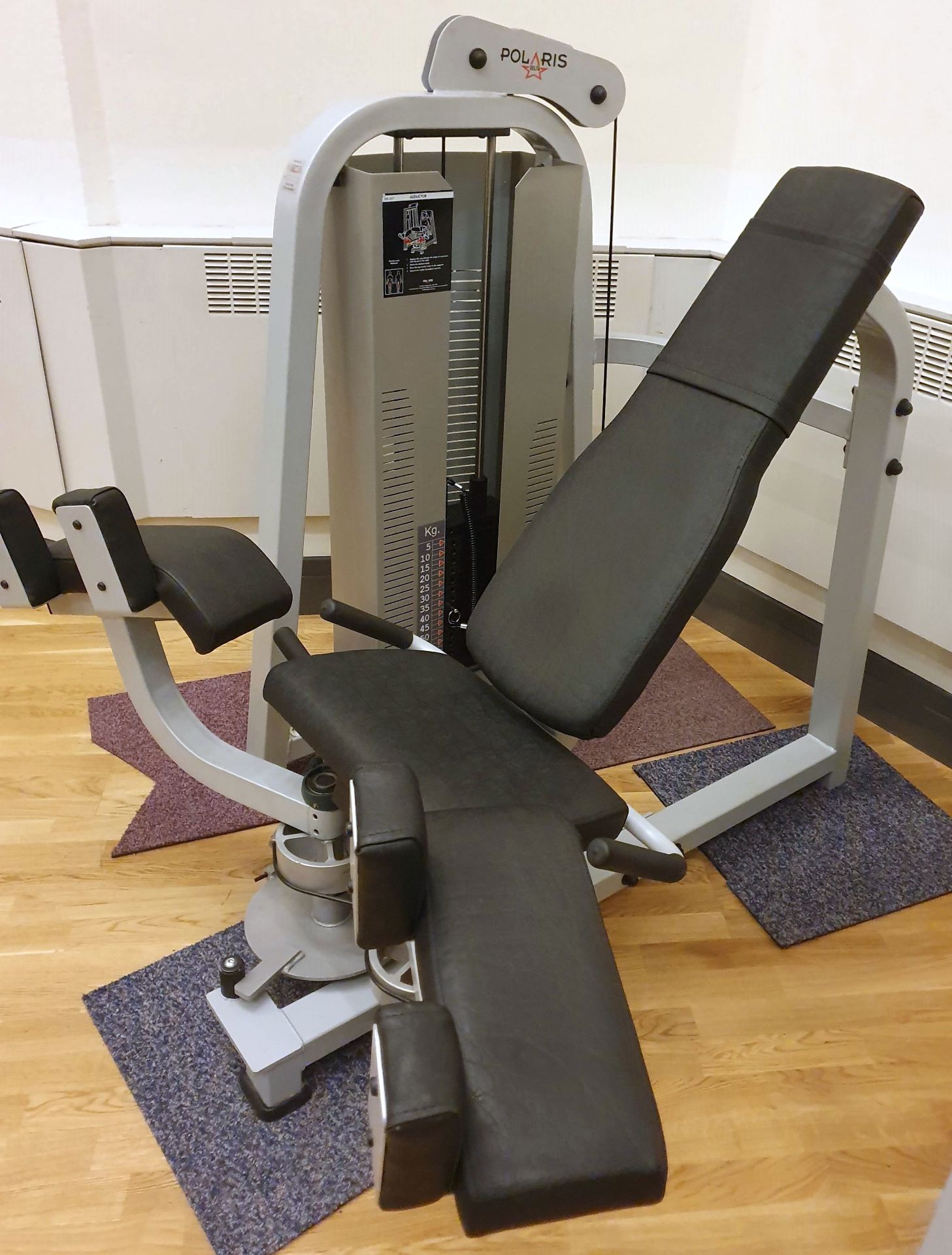 1 x Polaris DE-207 Abductor Gym Machine - CL552 - Location: Altrincham WA14
