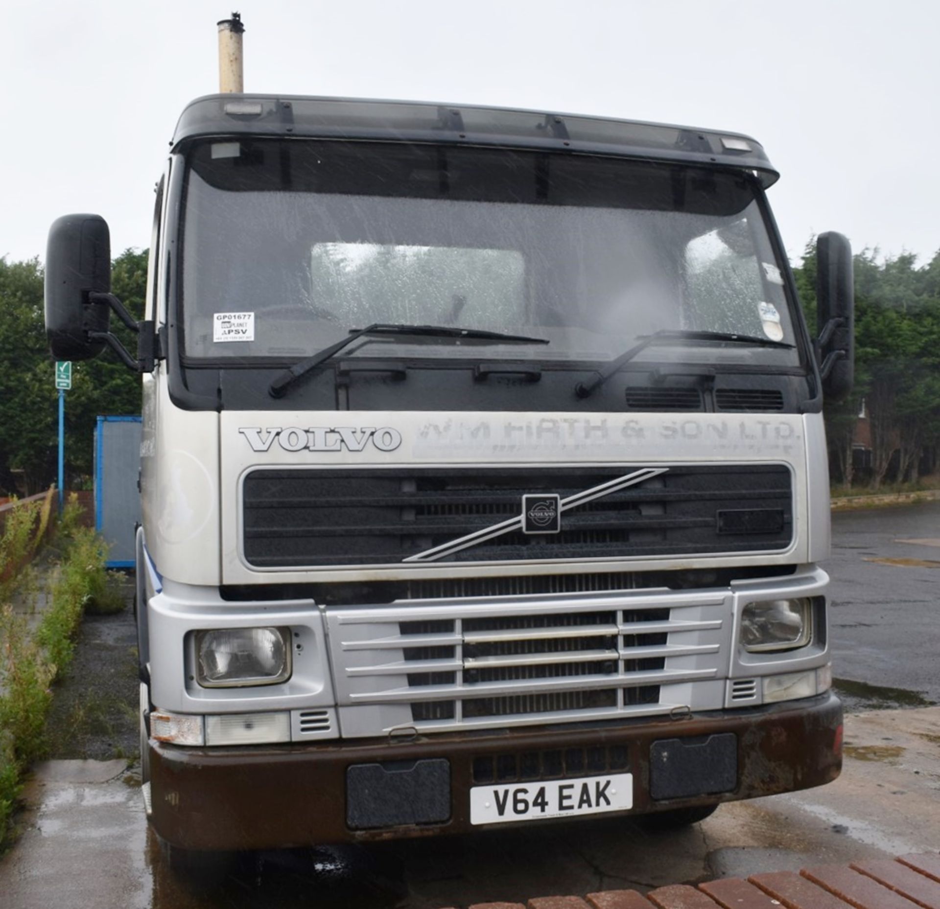 1 x Volvo 340 Plant Lorry With Tipper Chasis and Fitted Winch - CL547 - Location: South Yorkshire. - Image 14 of 25