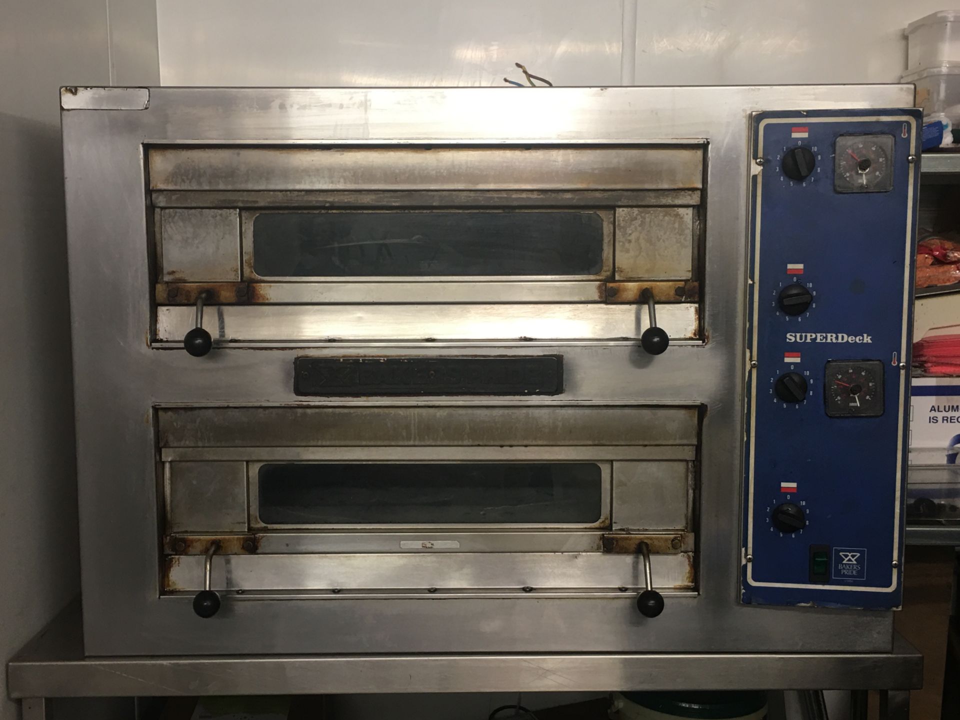 1 x Bakers Pride Electric Counter Top Deck Pizza Oven - H83 x W106 x D88 cms - Ref NC382 - NO VAT ON - Image 2 of 10