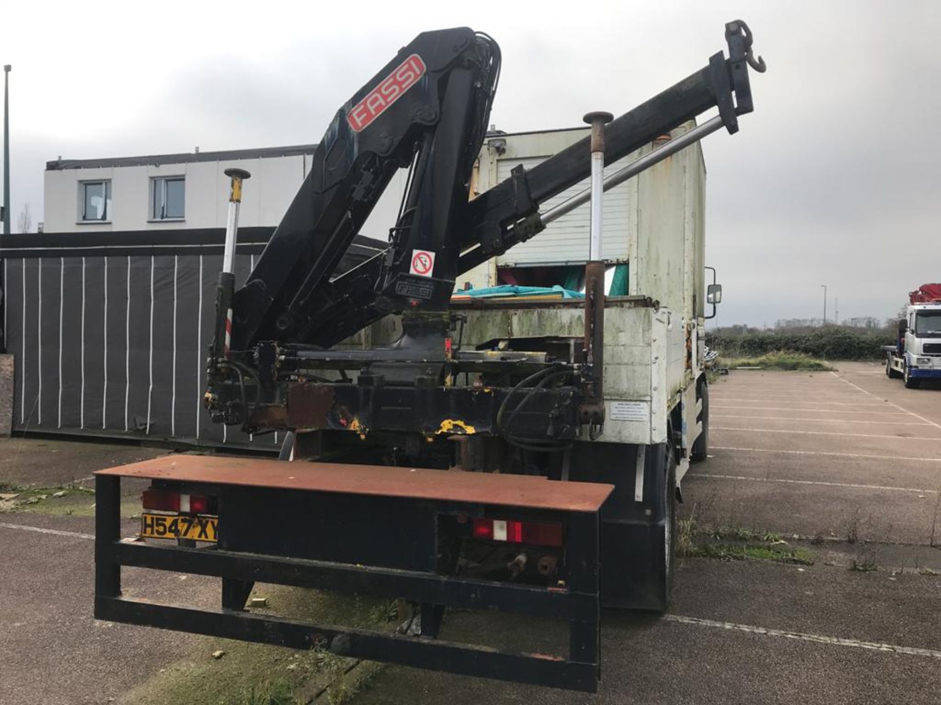 1991 Leyland DAF 180 Turbo Freighter 17.18 Truck With Fassi Loader Crane - Location: Sandwich, - Image 18 of 32