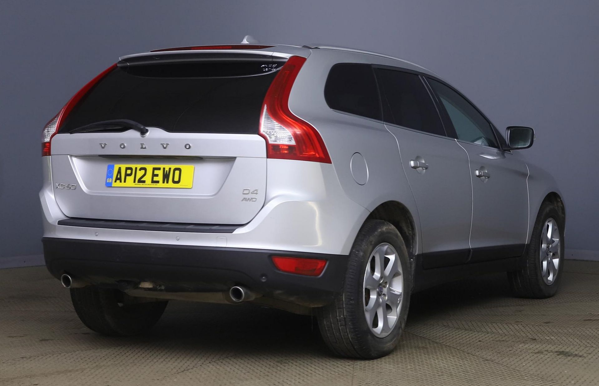 2012 Volvo XC60 SE Lux Nav 2.4 D4 AWD Auto 5 Door MPV - FSH - CL505 - NO VAT ON THE HAMMER - Locatio - Image 4 of 12