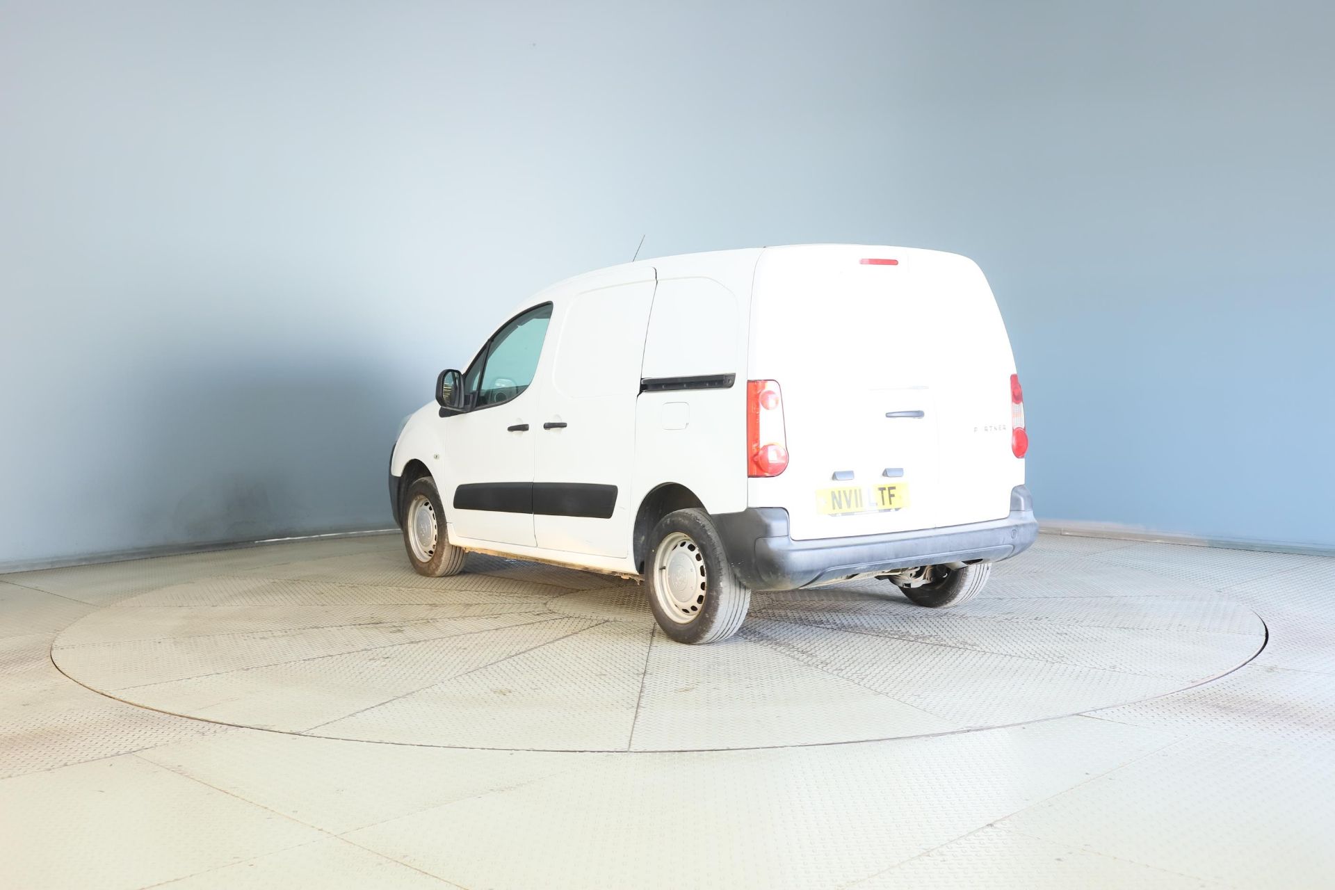 2011 Peugeot Partner 850 S 1.6 Hdi 90 4 Door Panel Van - Image 3 of 12