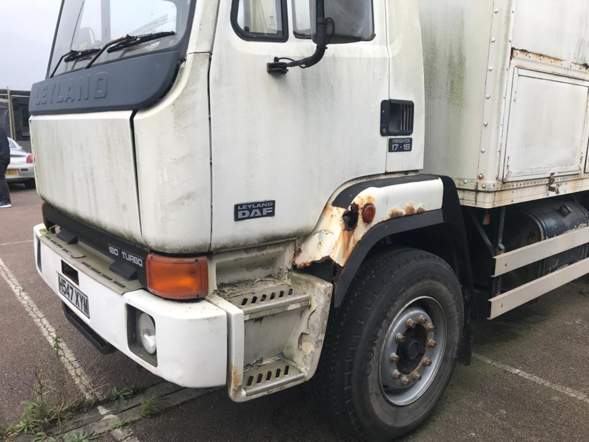 1991 Leyland DAF 180 Turbo Freighter 17.18 Truck With Fassi Loader Crane - Location: Sandwich, - Image 20 of 32