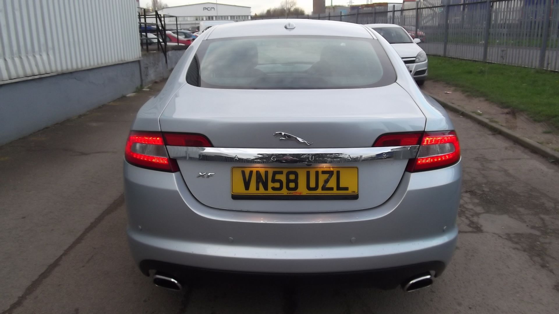 2009 Jaguar XF 2.7D V6 Premium Luxury 4 Door Saloon - CL505 - NO VAT ON THE HAMMER - Location: Corby - Image 18 of 26