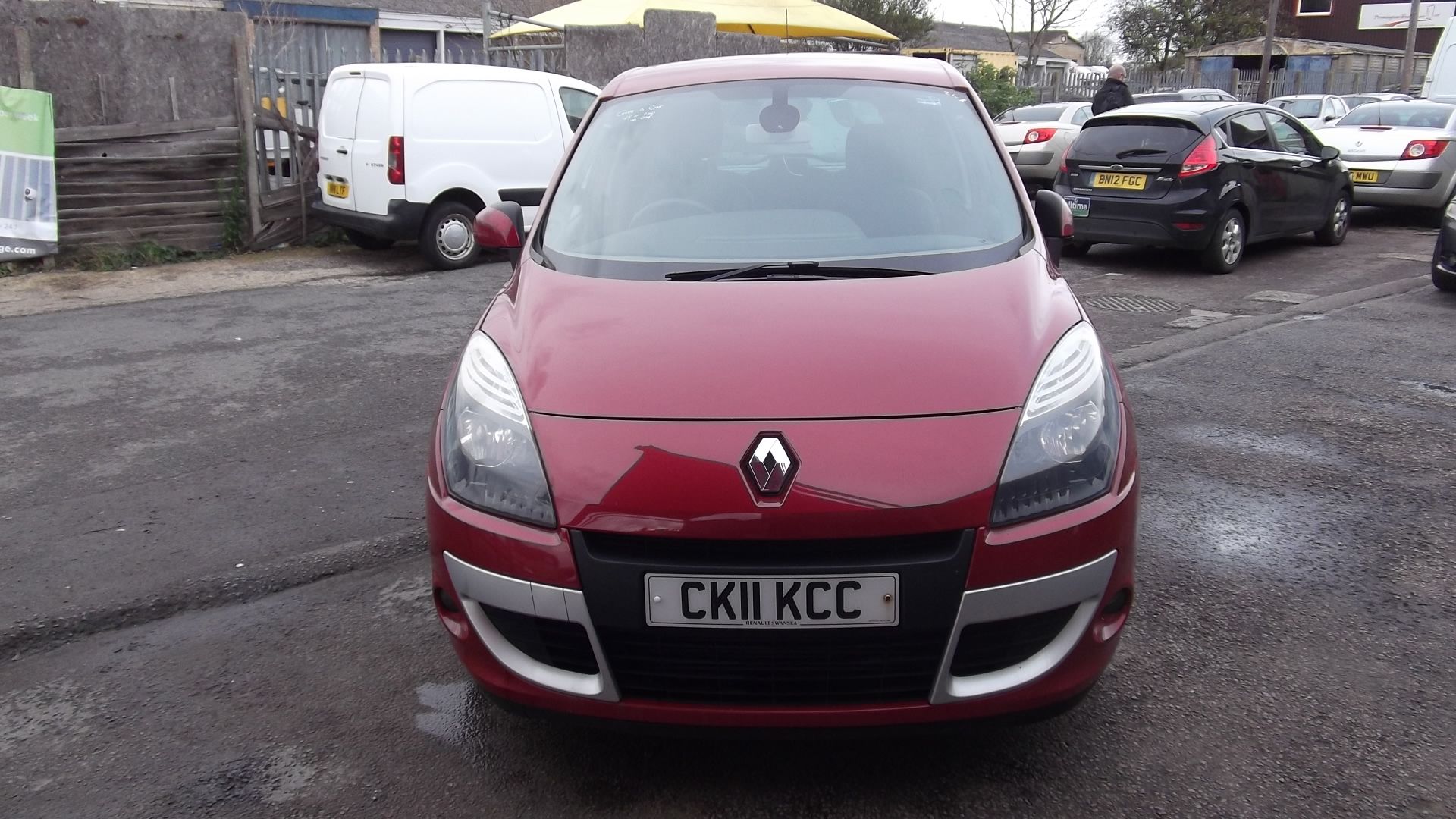 2011 Renault Scenic 1.5 DCI Dynamique Tom Tom 5 Door MPV - Image 11 of 17