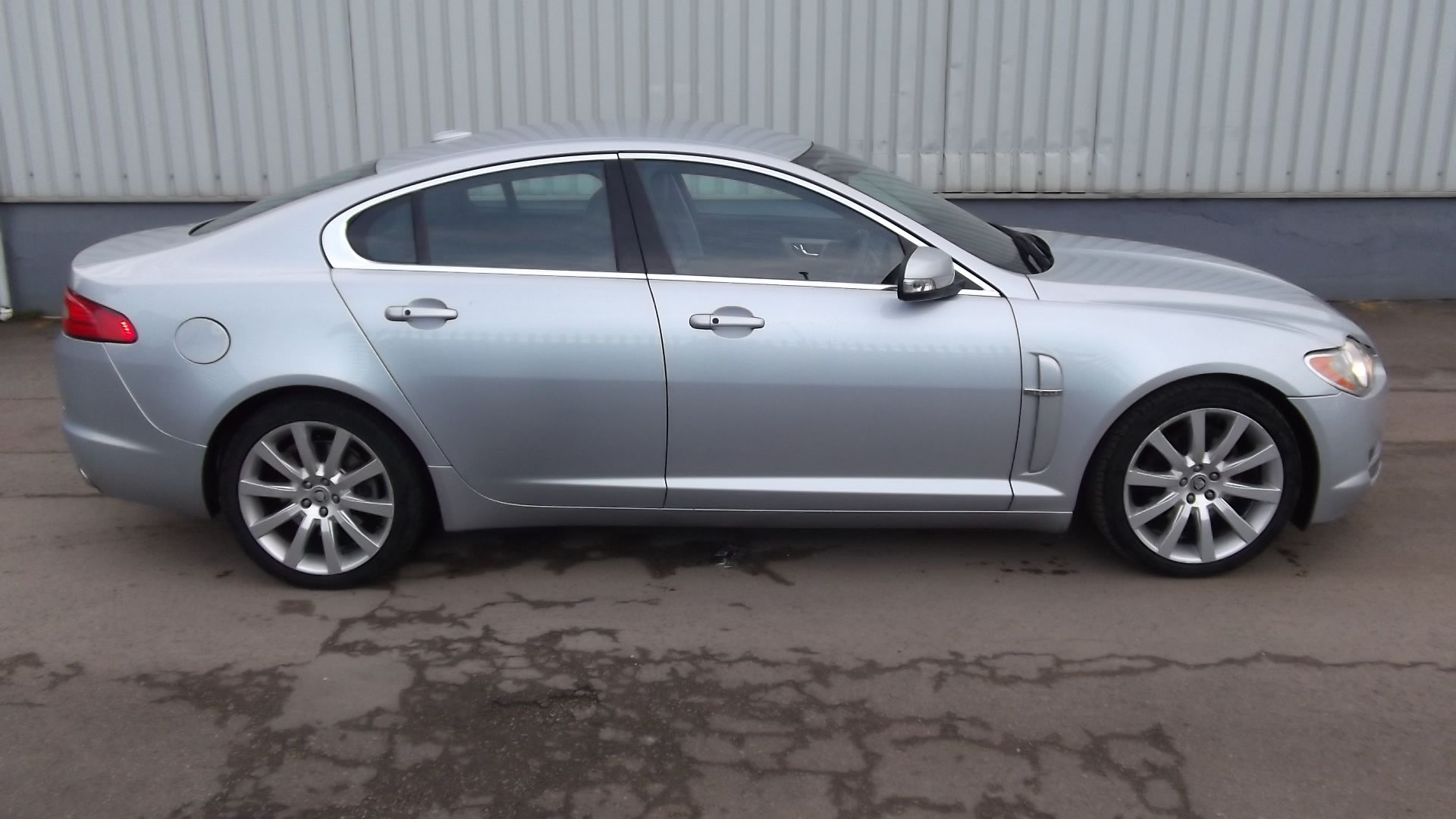 2009 Jaguar XF 2.7D V6 Premium Luxury 4 Door Saloon - CL505 - NO VAT ON THE HAMMER - Location: Corby - Image 23 of 26