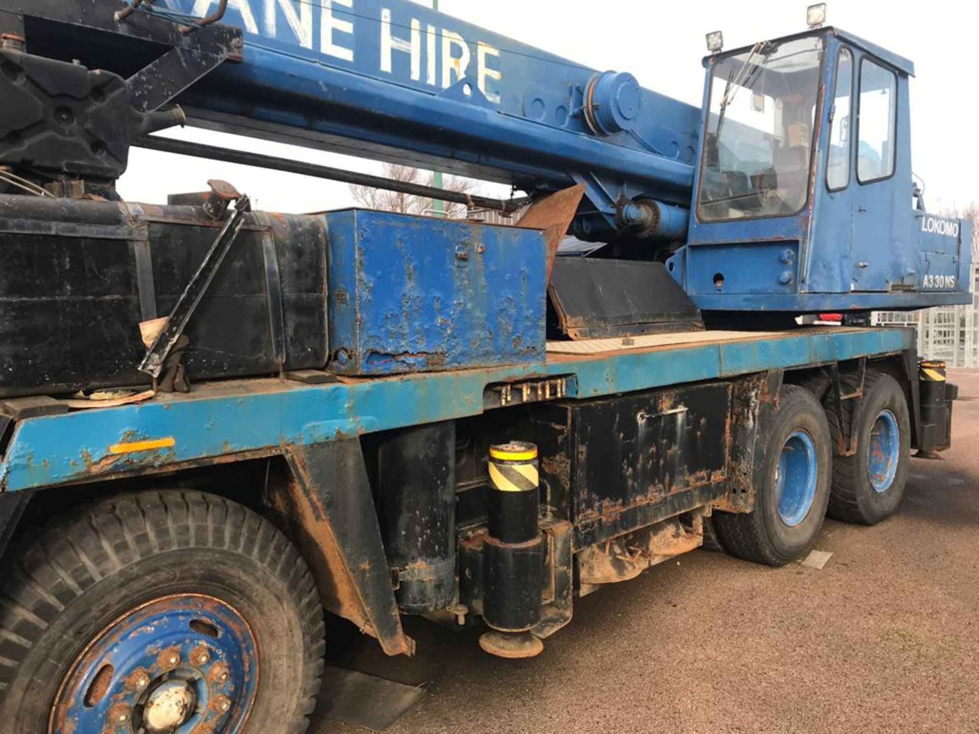 1988-1999 Sisu Lokomo A330NS 30 Tonne Mobile Crane With 9000cc Diesel Engine - Location: Dover - Image 16 of 38