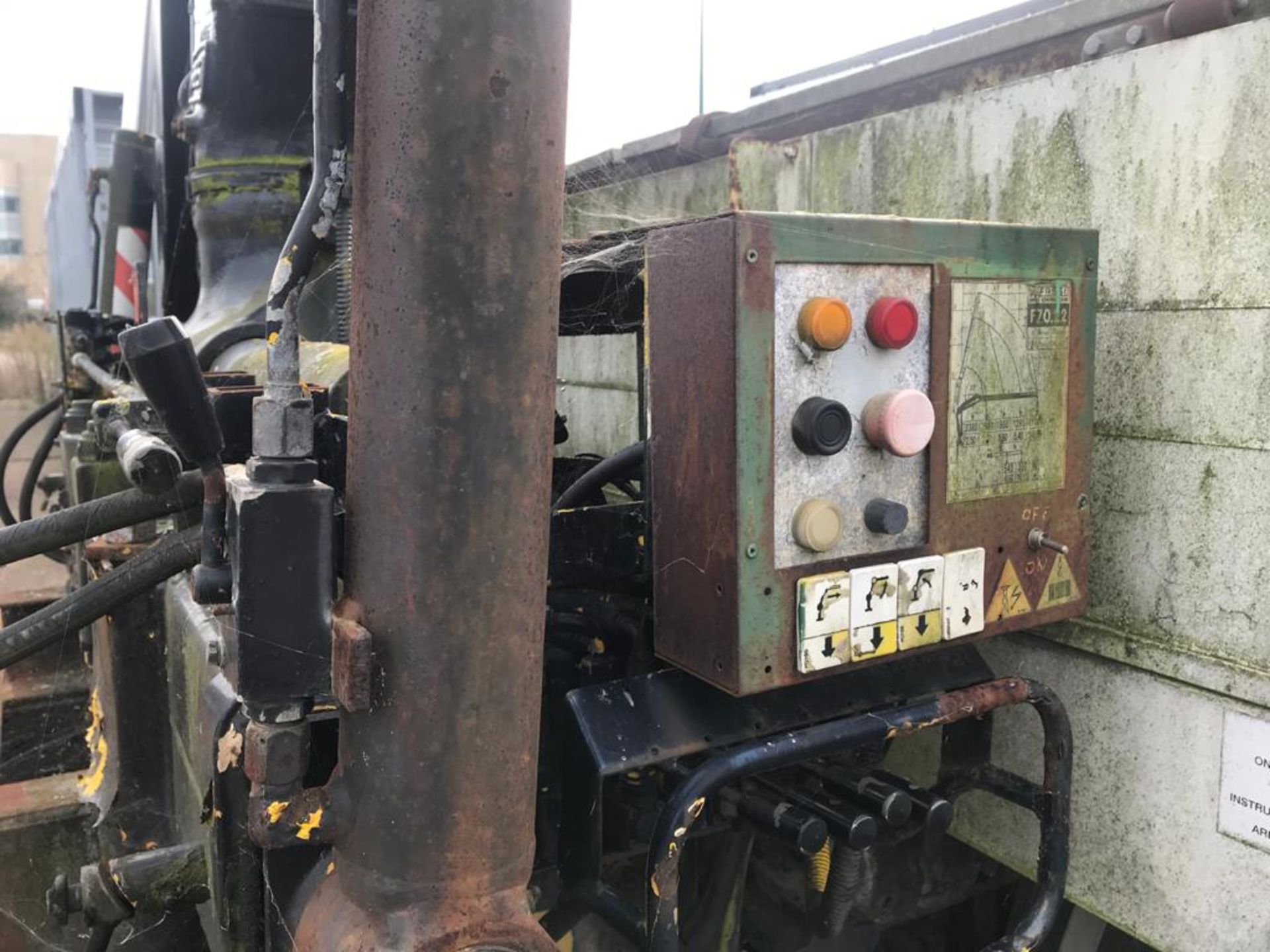 1991 Leyland DAF 180 Turbo Freighter 17.18 Truck With Fassi Loader Crane - Location: Sandwich, - Image 26 of 32